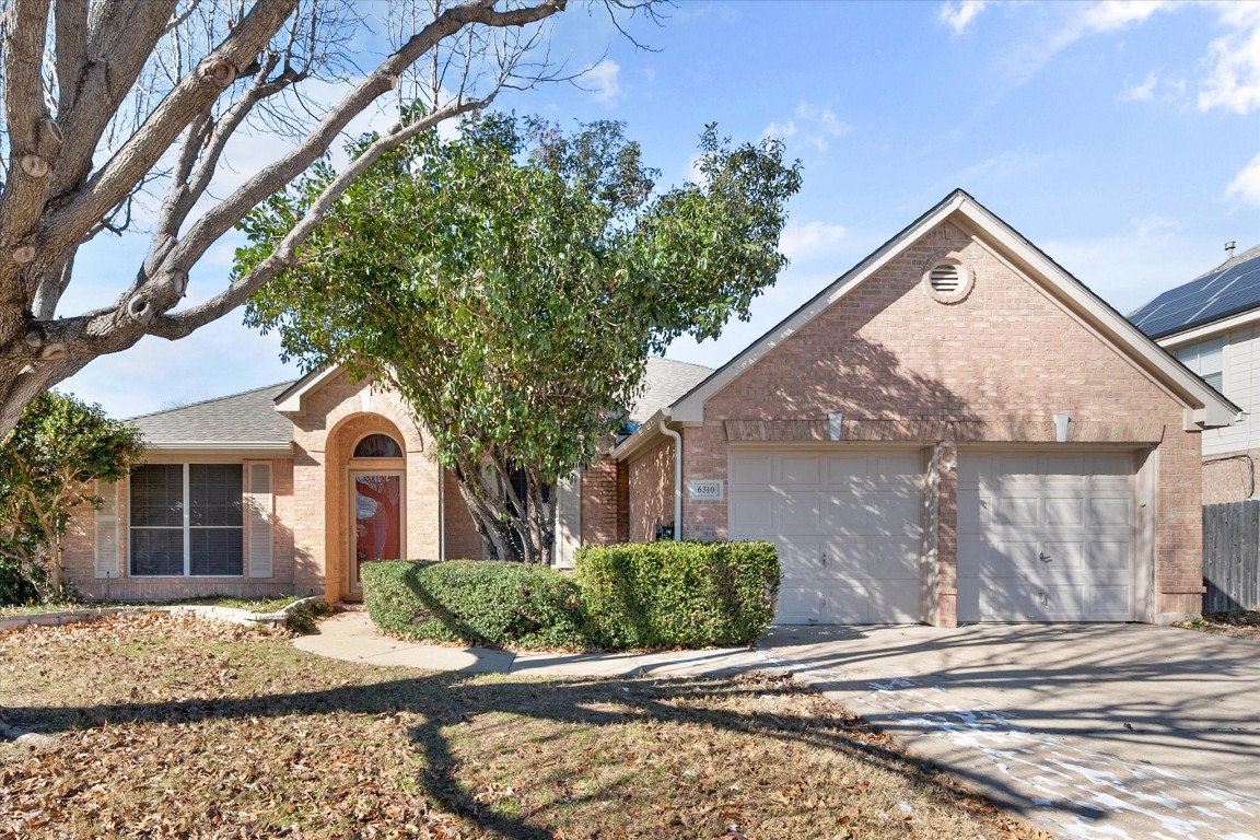 6310 Merritt Way Court Arlington TX 76018