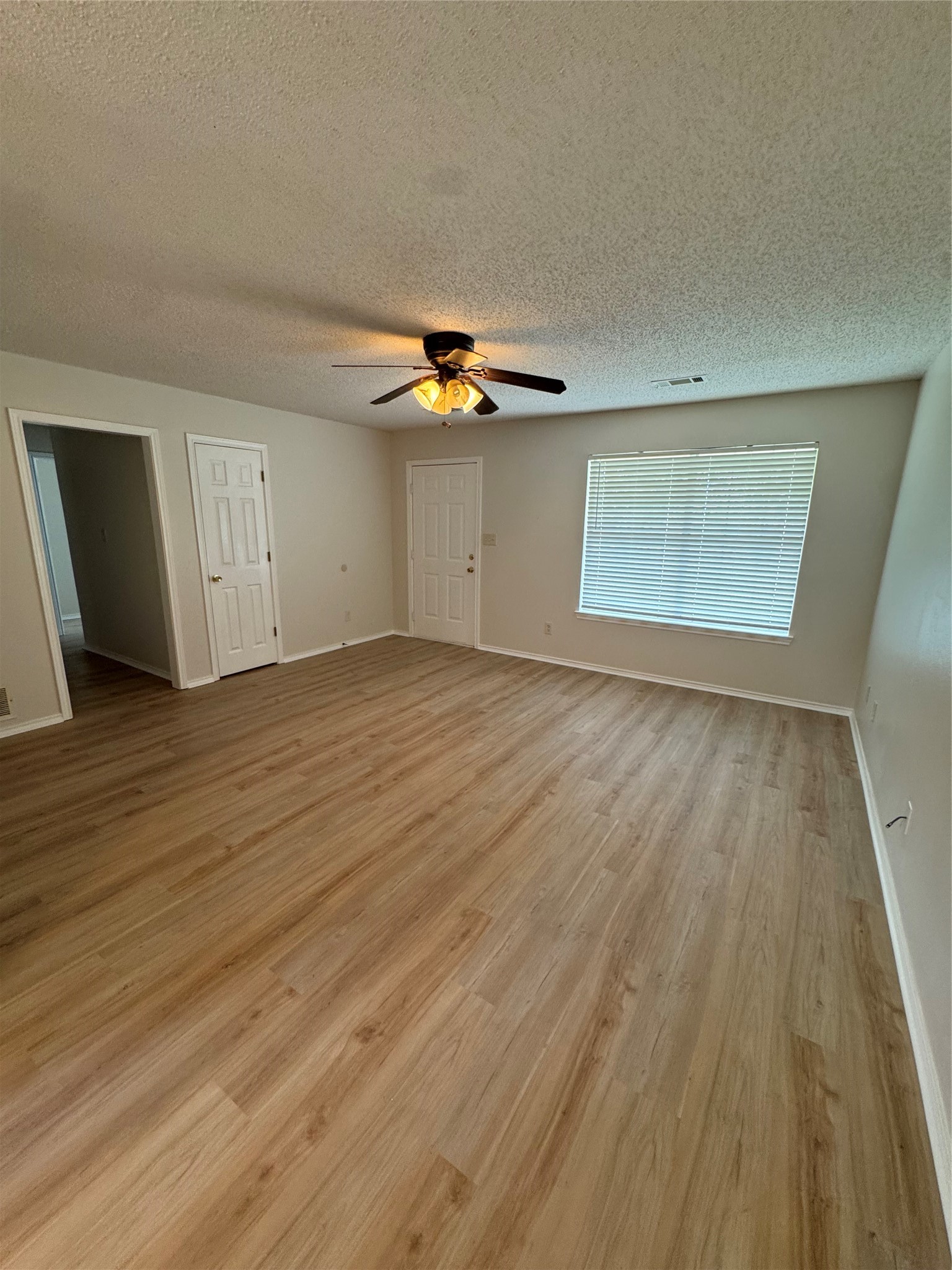 1109 N Riggins Street Anna TX 75409
