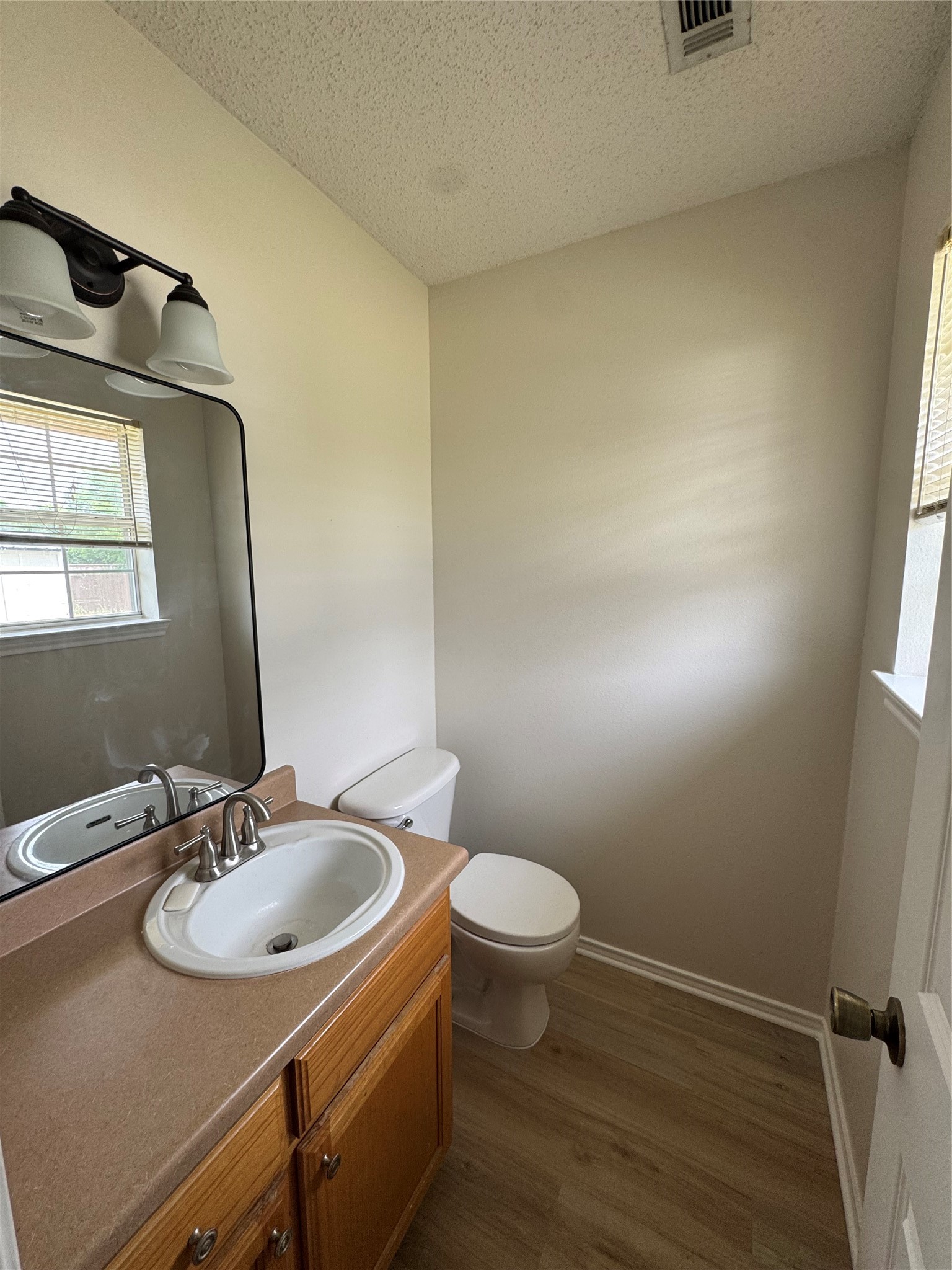 1109 N Riggins Street Anna TX 75409