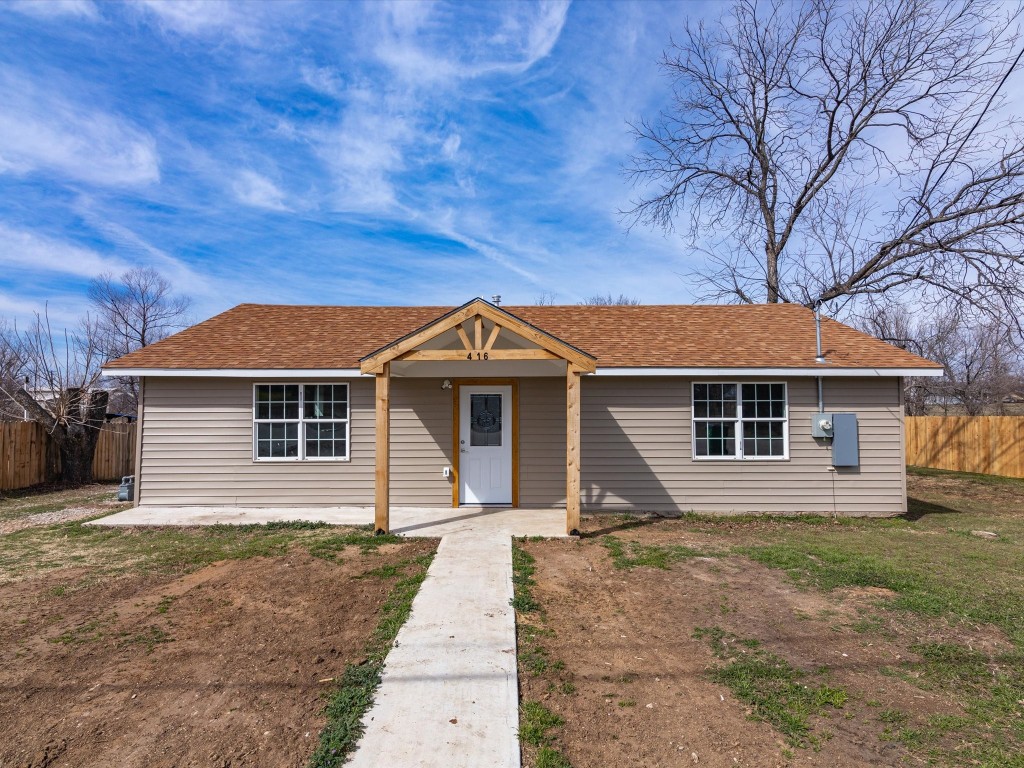 416 Hutchinson Street Bowie TX 76230
