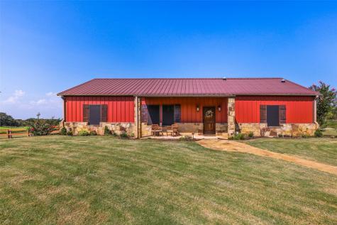 532 County Road 1110 Decatur TX 76234