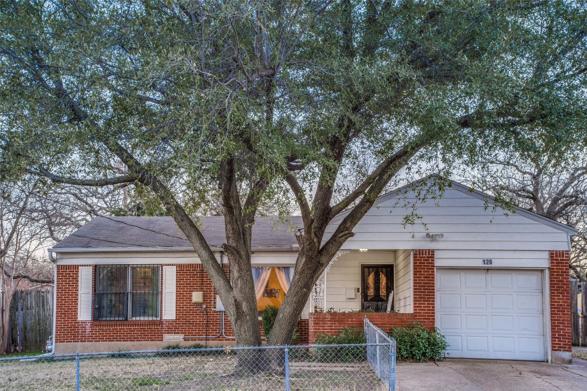 126 W 14th Street Irving TX 75060