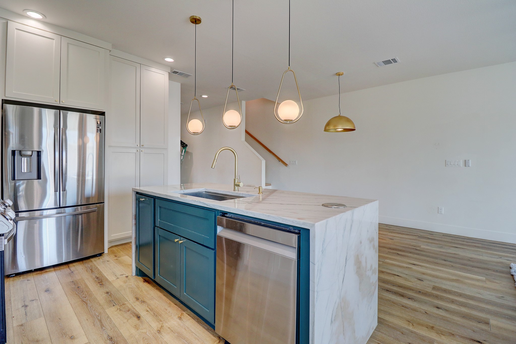 183 S Prairie Avenue Dallas TX 75226