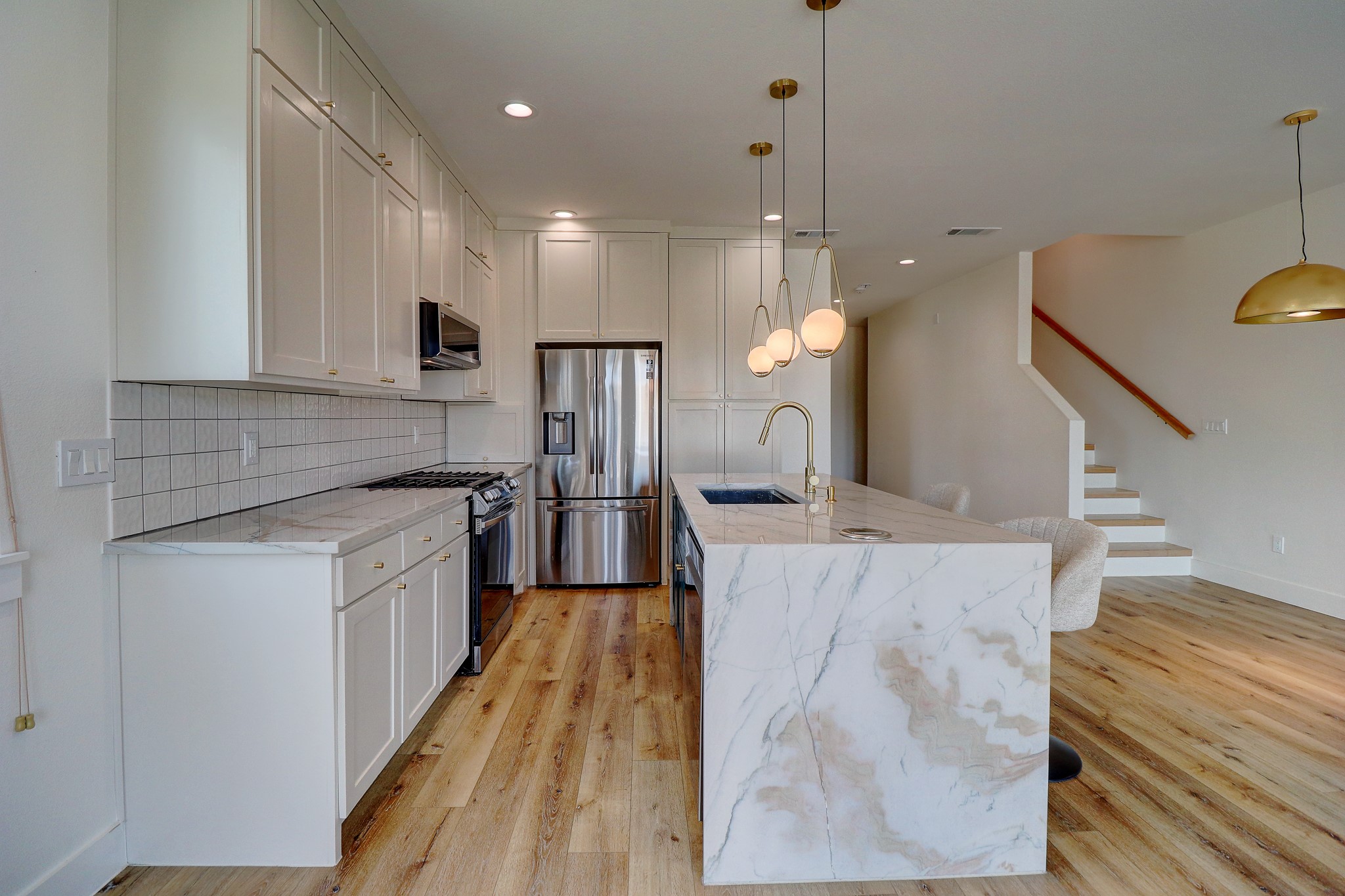 183 S Prairie Avenue Dallas TX 75226