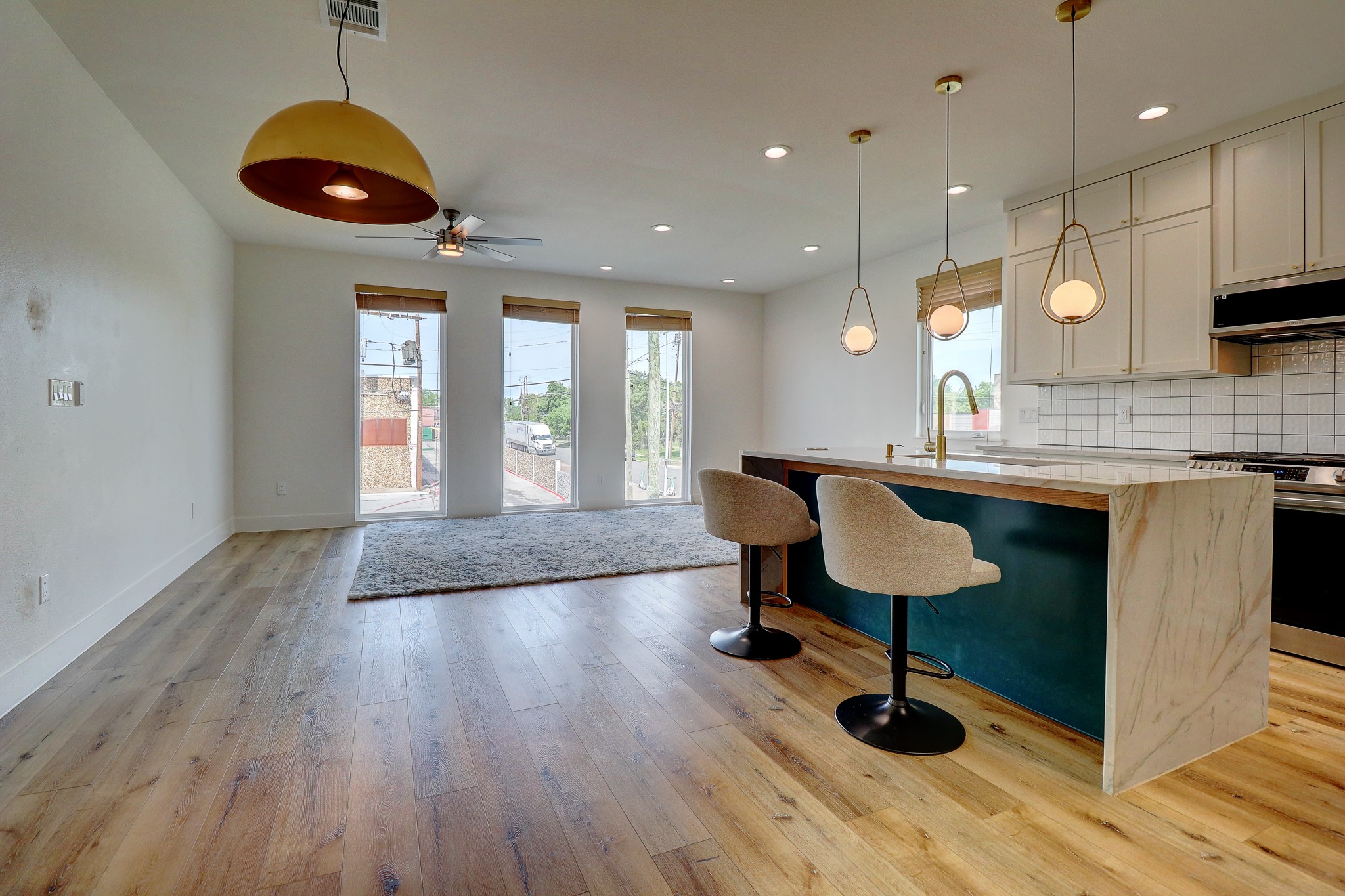 183 S Prairie Avenue Dallas TX 75226