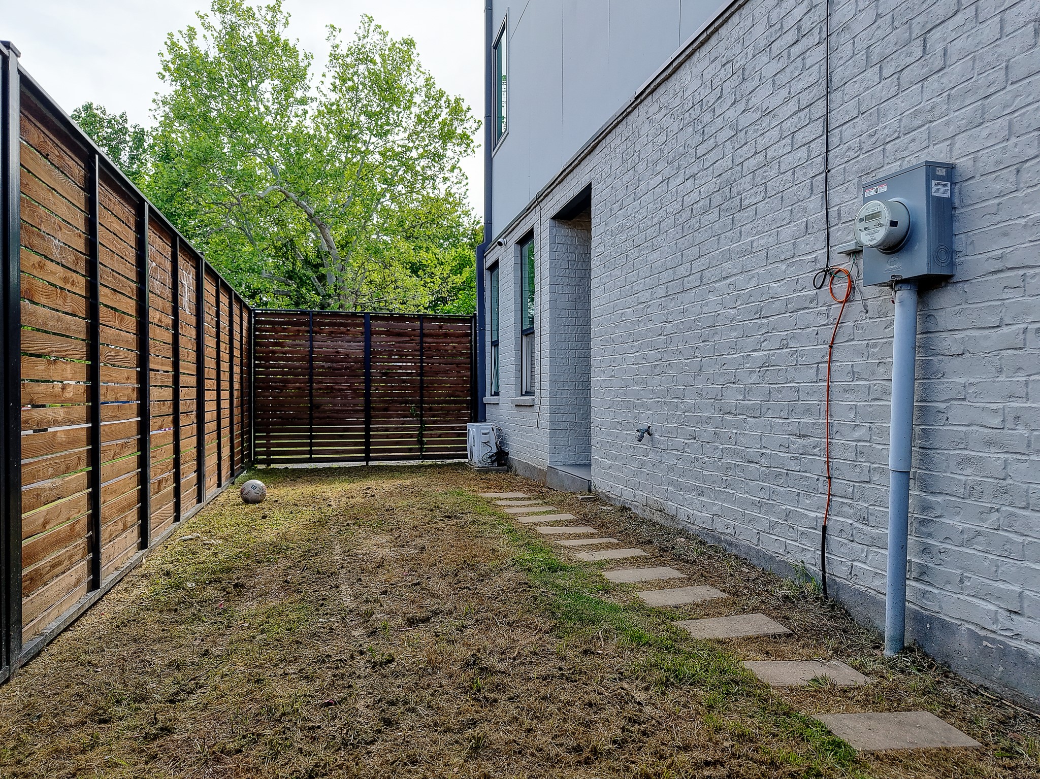 183 S Prairie Avenue Dallas TX 75226