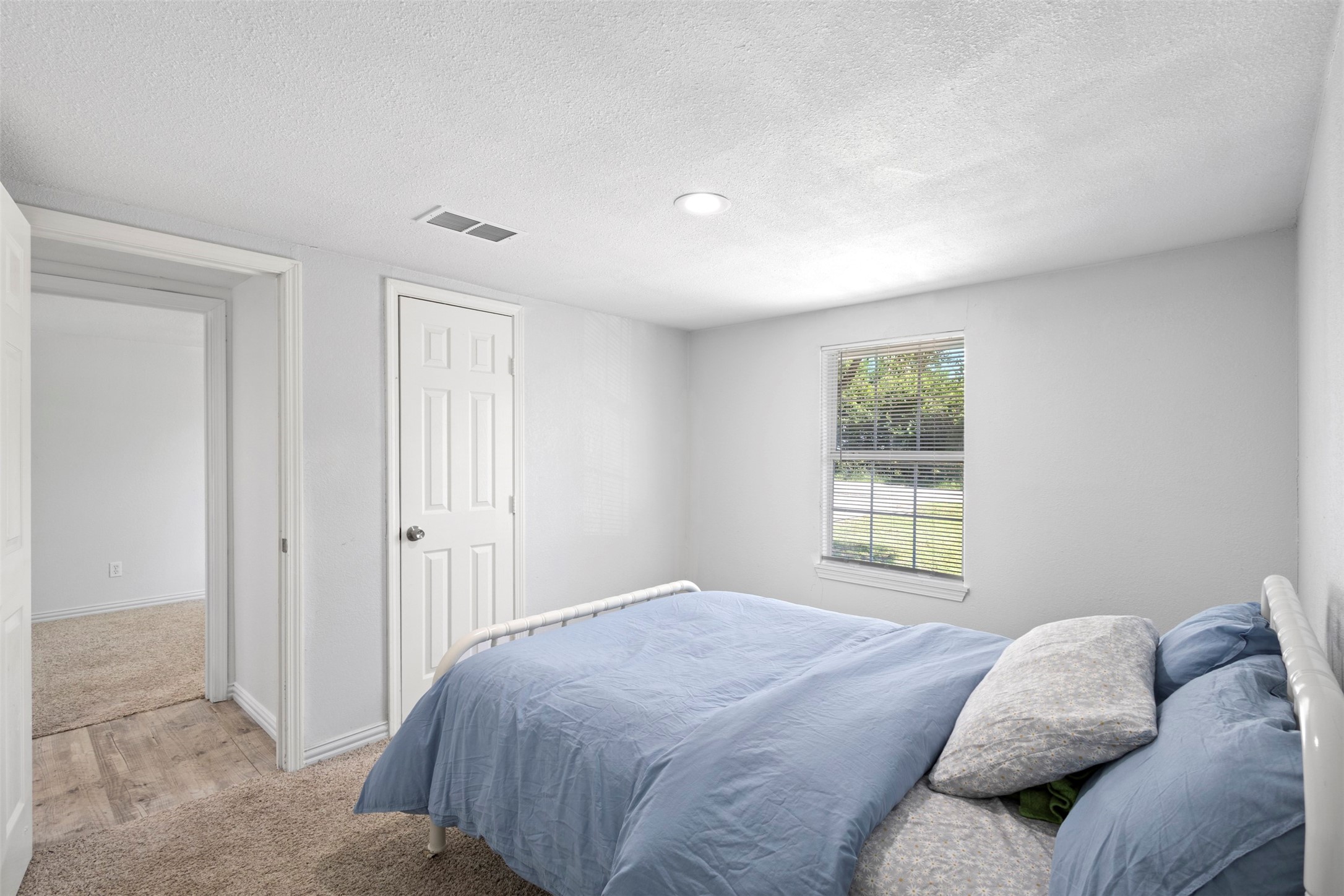 215 E 3rd Street Ferris TX 75125
