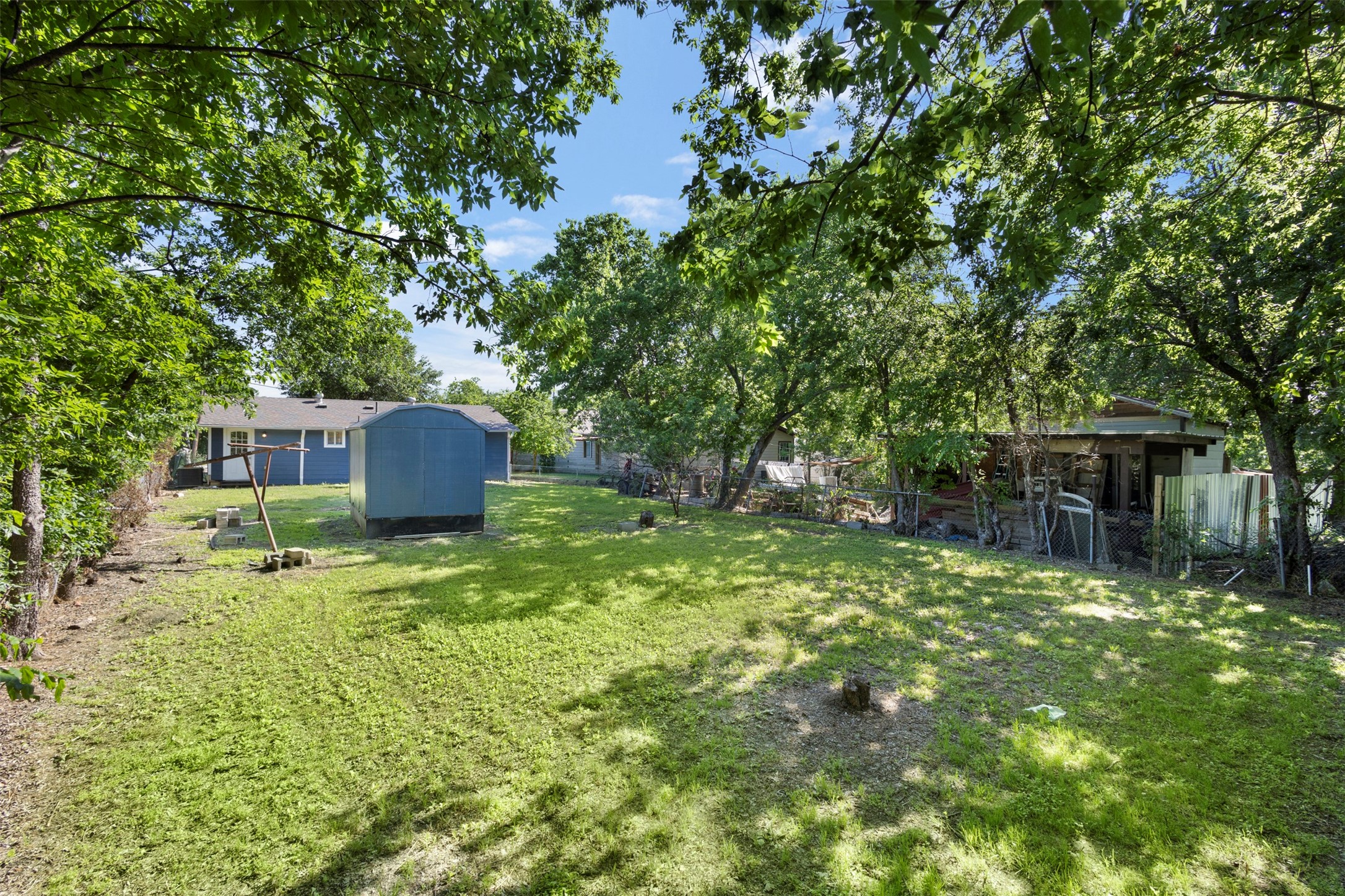215 E 3rd Street Ferris TX 75125