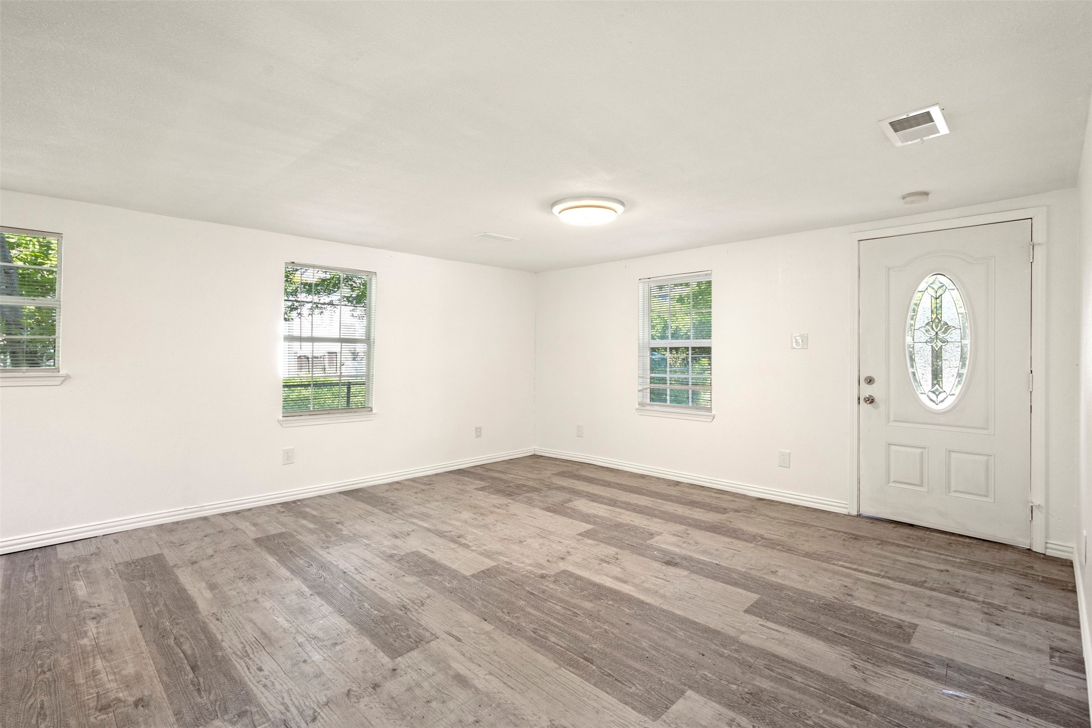 215 E 3rd Street Ferris TX 75125
