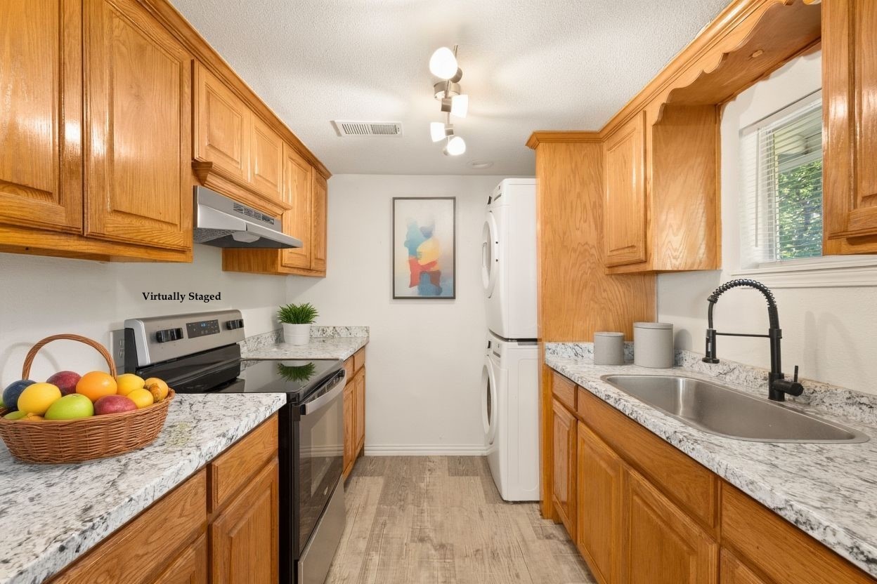 215 E 3rd Street Ferris TX 75125