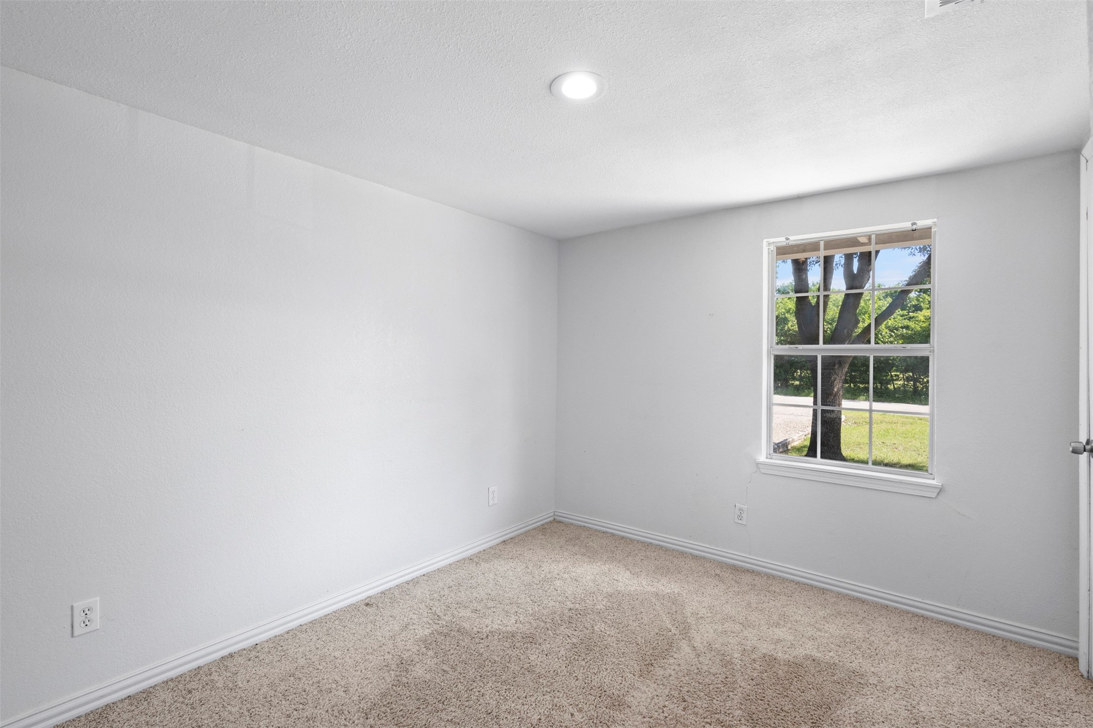 215 E 3rd Street Ferris TX 75125