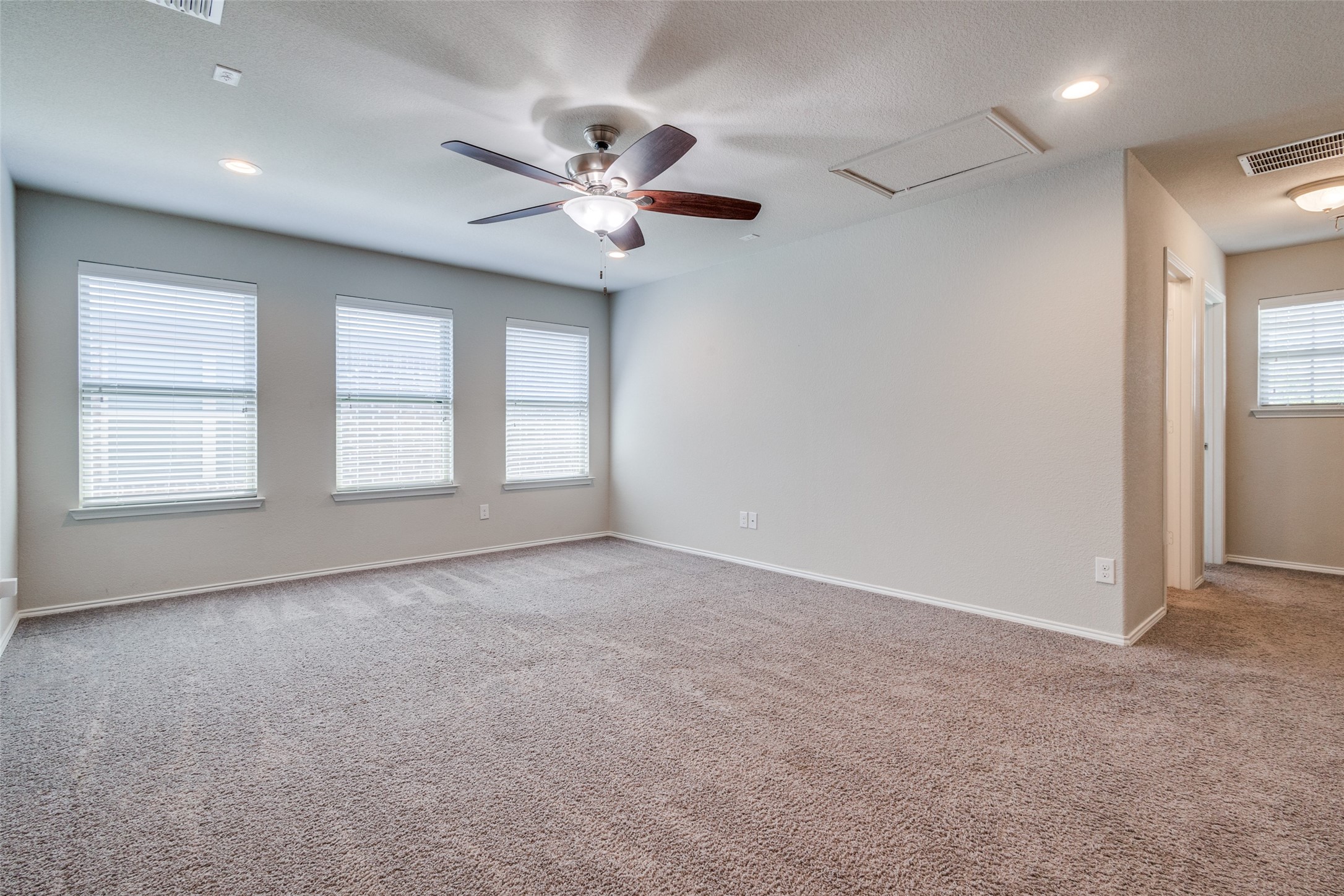 5521 Sea Cove Lane Denton TX 76208