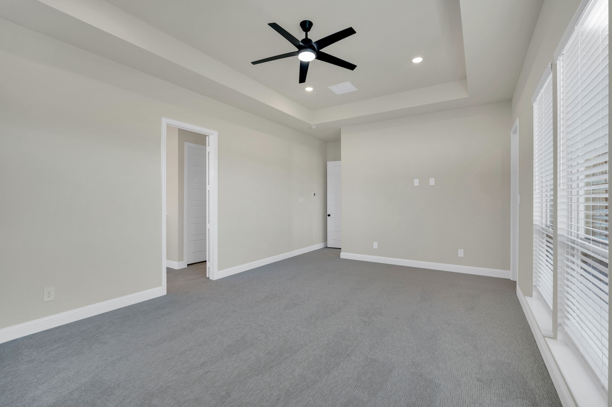 303 Crystal Lake Lane Red Oak TX 75154