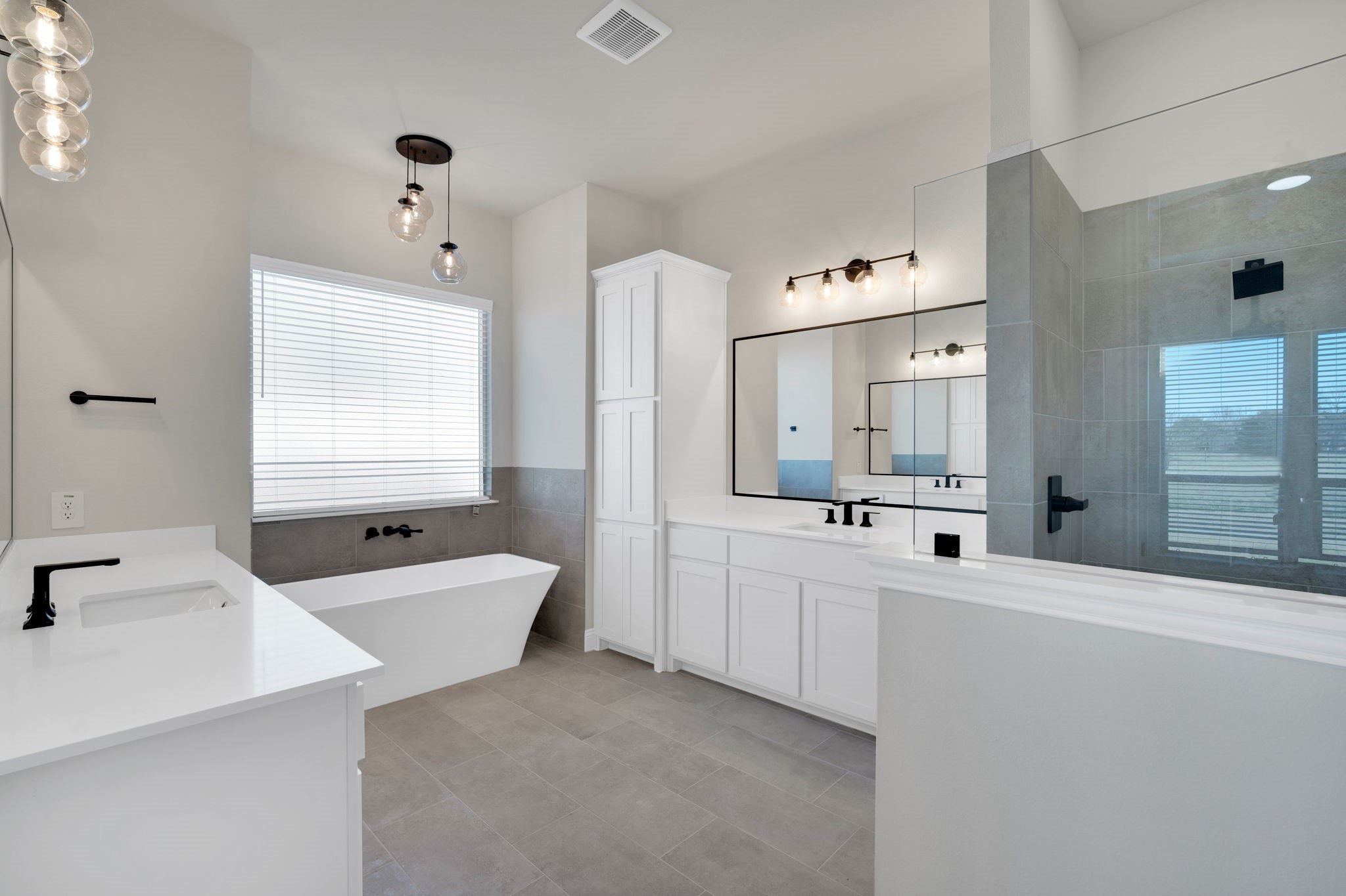 303 Crystal Lake Lane Red Oak TX 75154