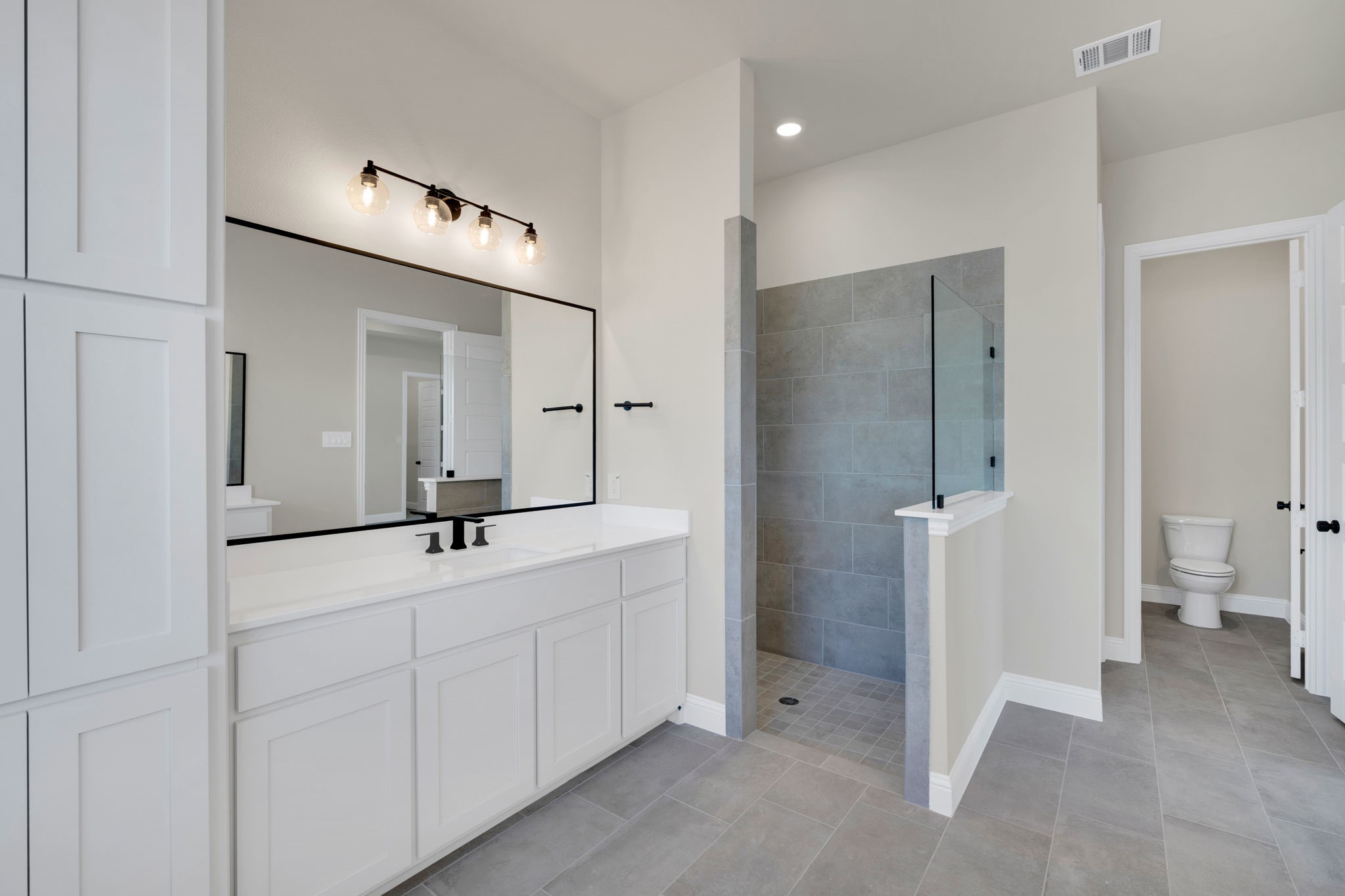 303 Crystal Lake Lane Red Oak TX 75154