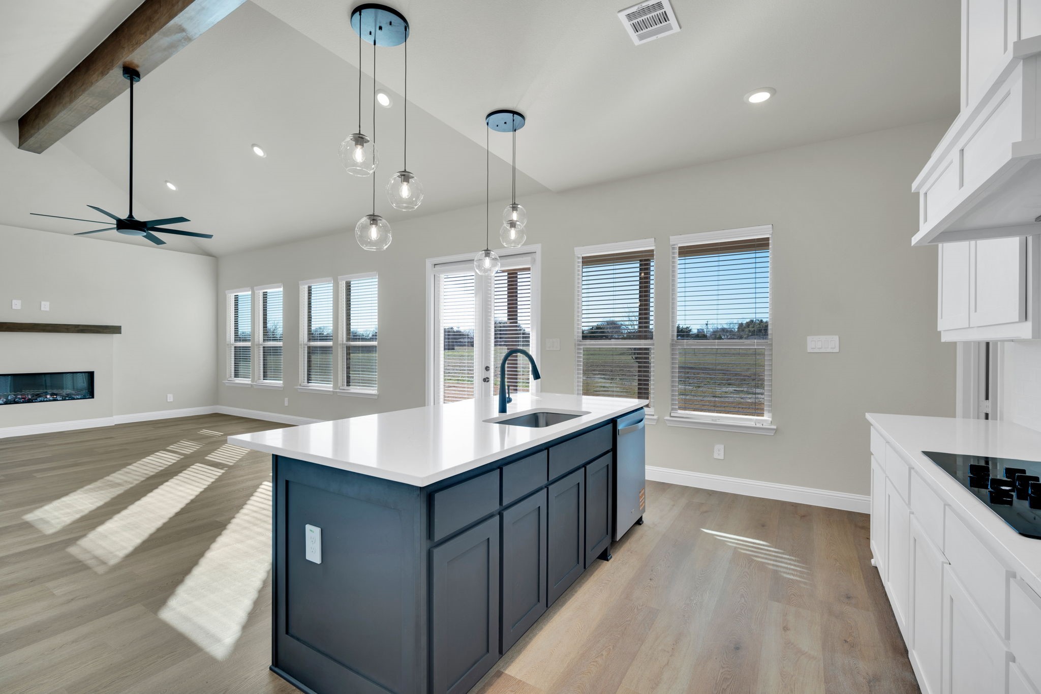 303 Crystal Lake Lane Red Oak TX 75154