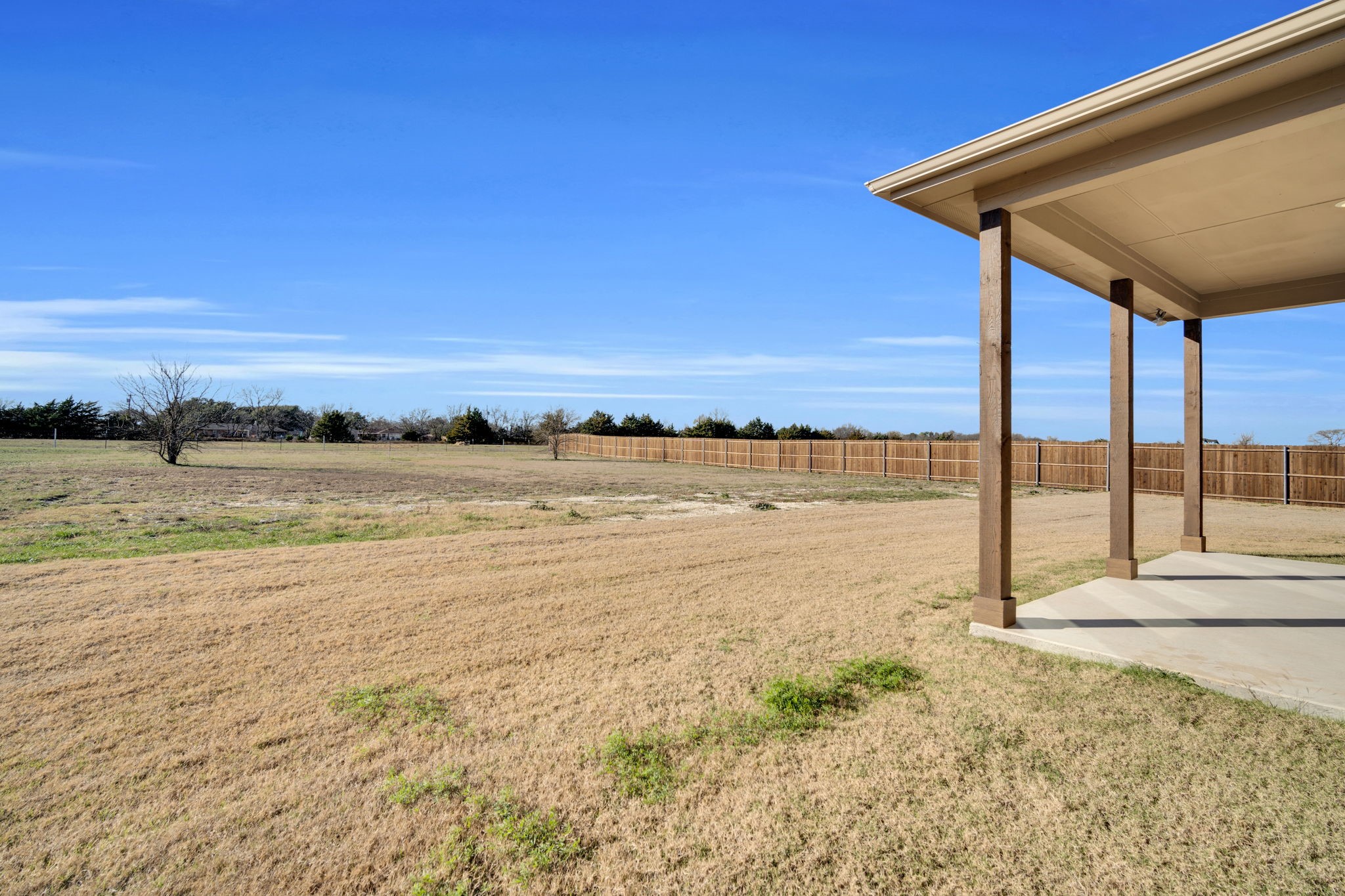 303 Crystal Lake Lane Red Oak TX 75154