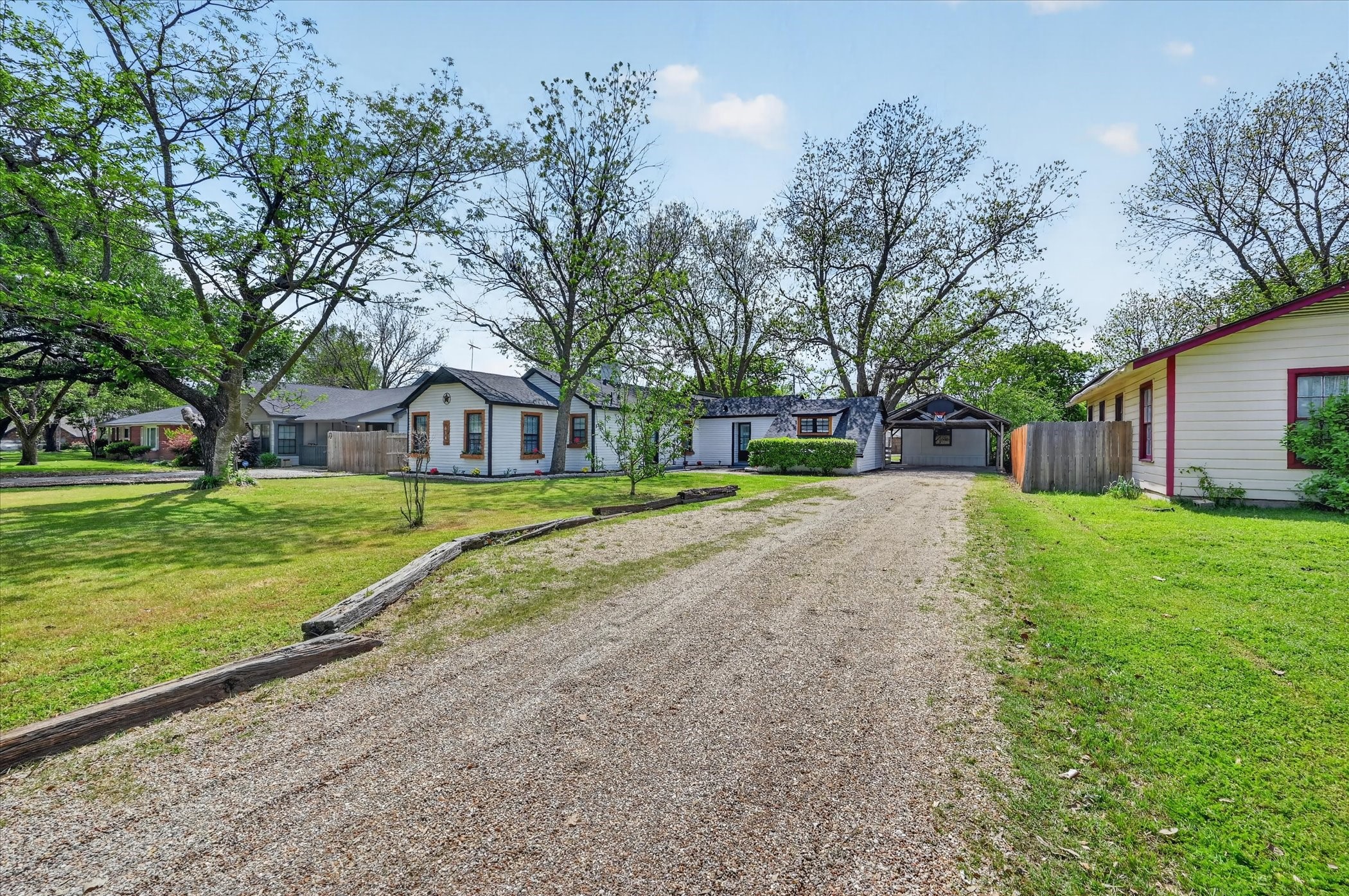614 Bellevue Drive Cleburne TX 76033