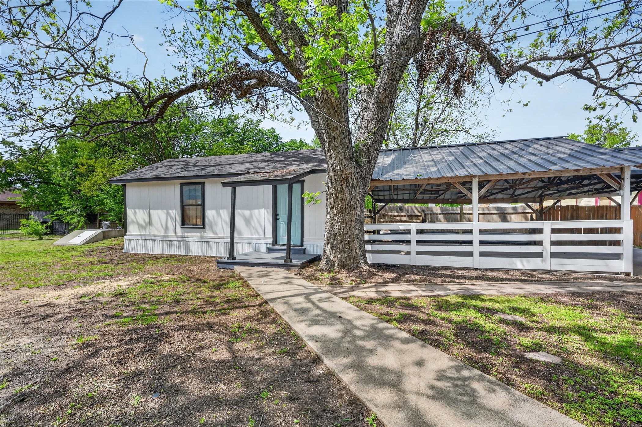614 Bellevue Drive Cleburne TX 76033