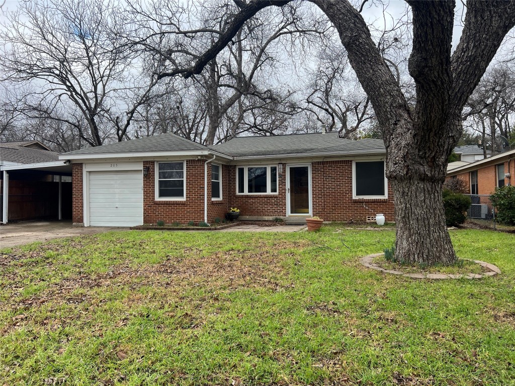 205 Mcgee Drive Fort Worth TX 76114