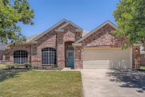 908 Linden Drive Burleson TX 76028