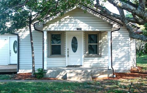 209 W Main Street Grandview TX 76050