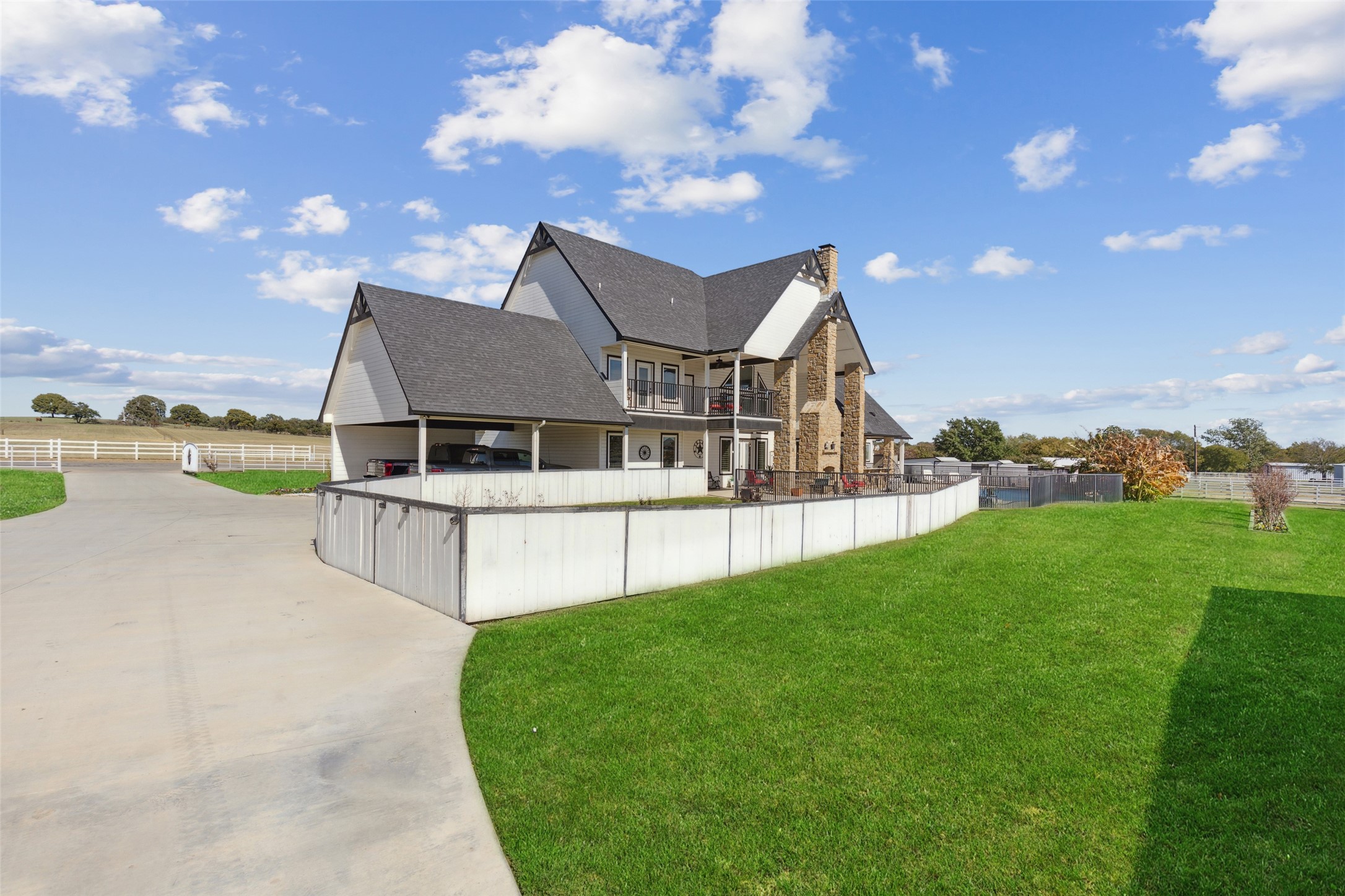 7765 Reed Road Azle TX 76020
