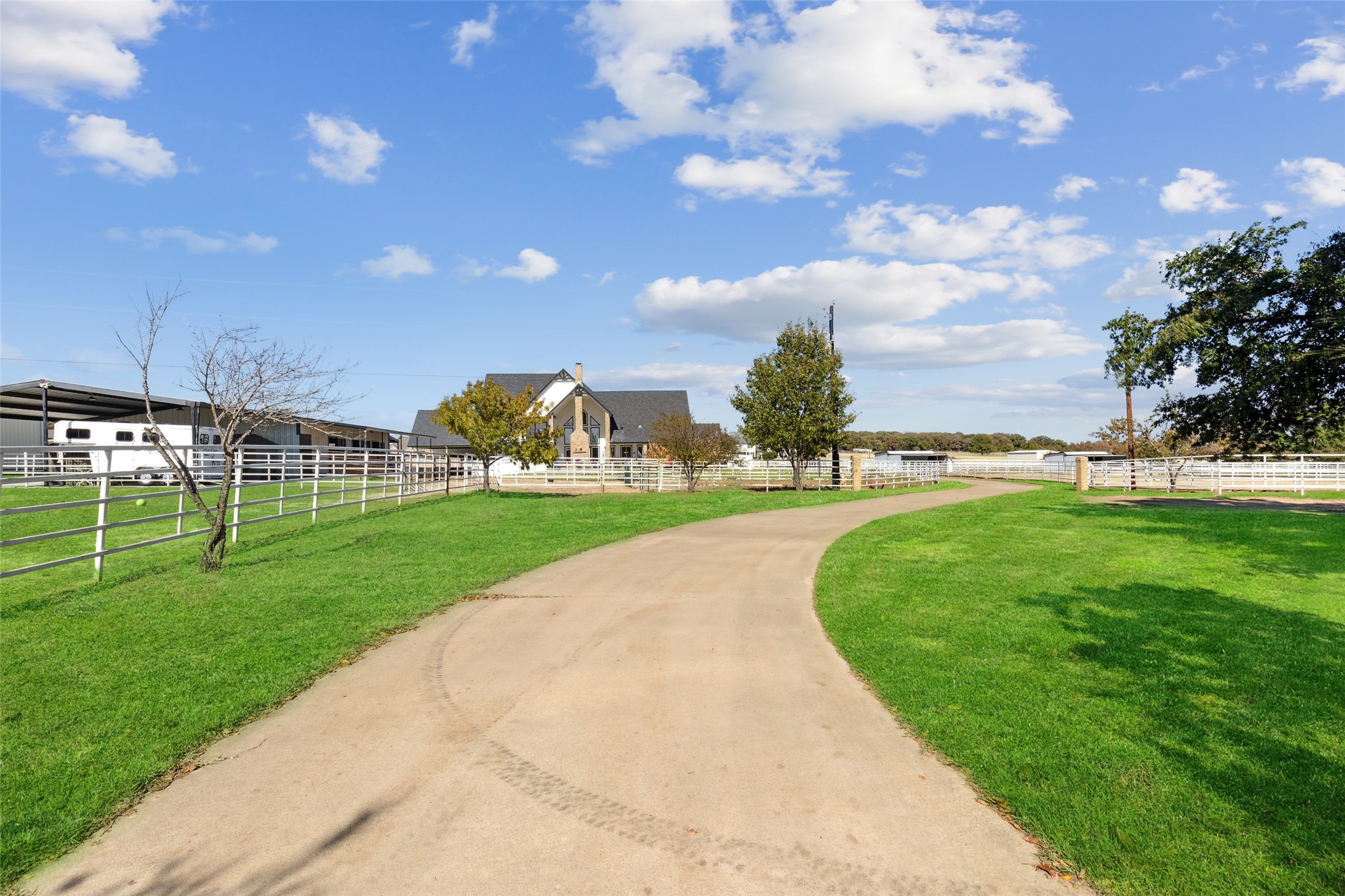 7765 Reed Road Azle TX 76020