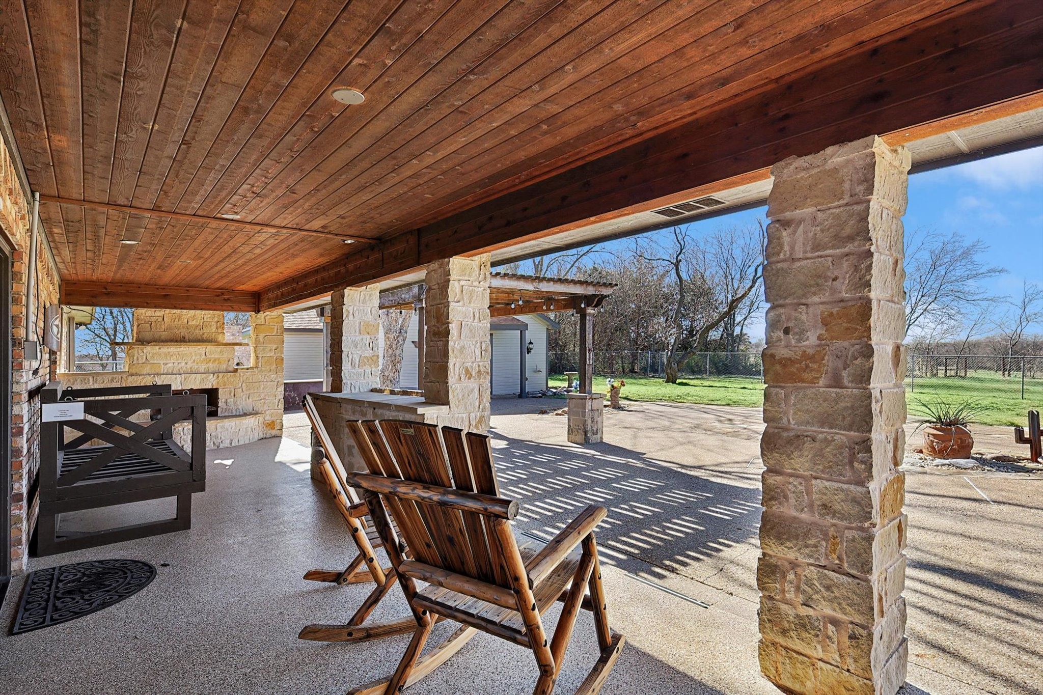 7185 Mesquite Ridge Sanger TX 76266