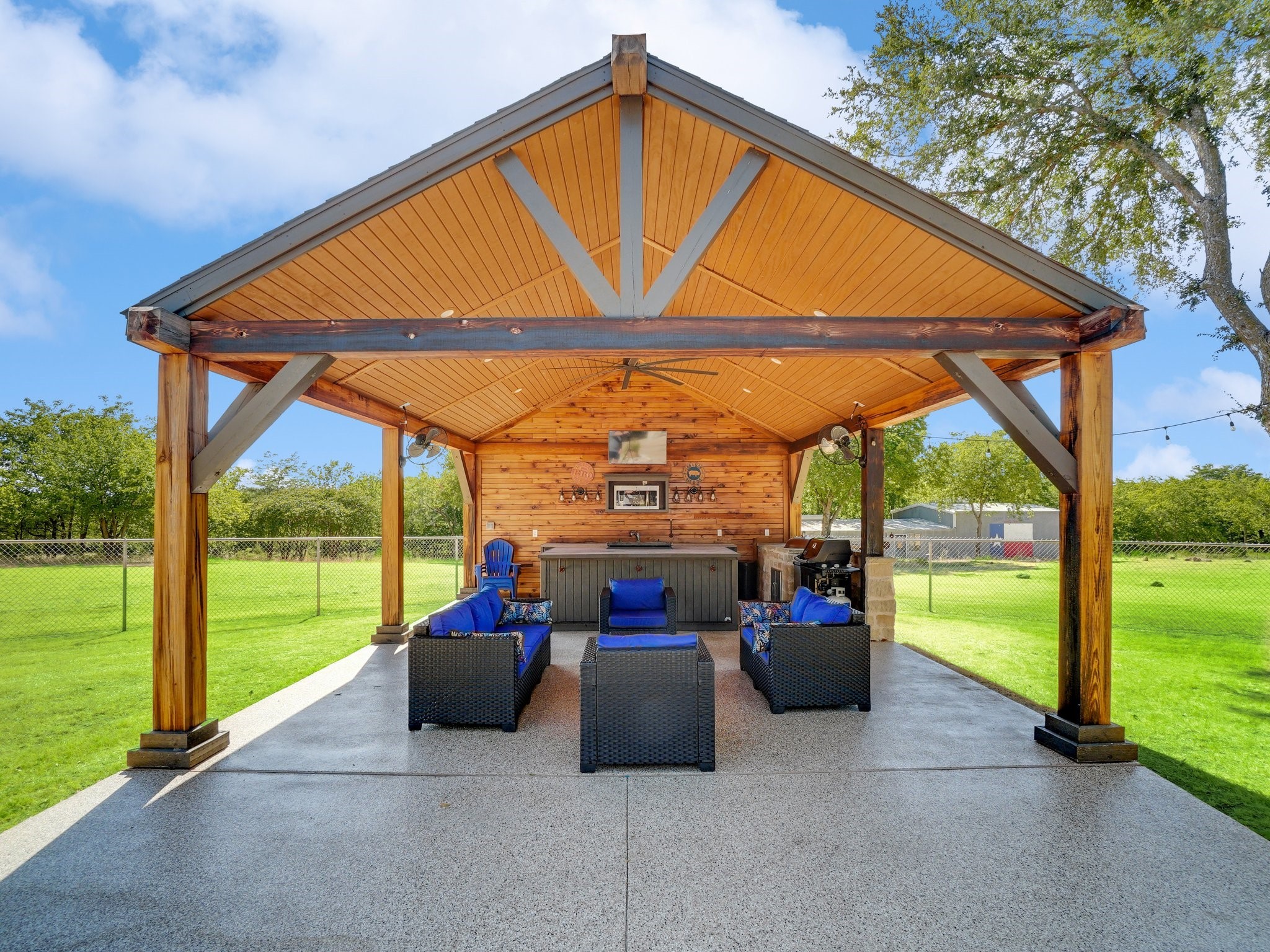 7185 Mesquite Ridge Sanger TX 76266