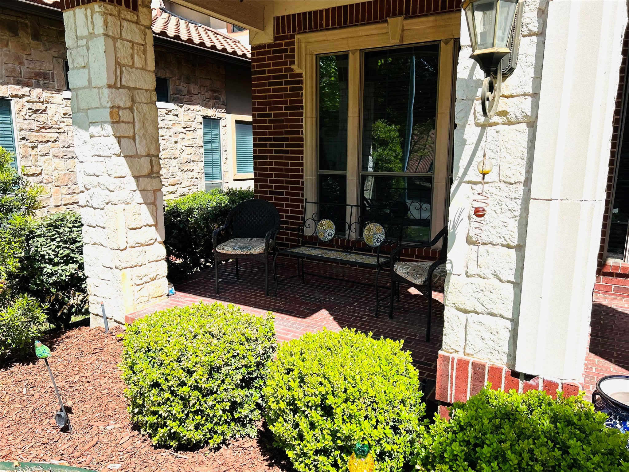 2219 Longview Road Irving TX 75063
