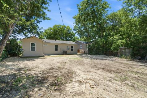 5610 Calloway Street Sansom Park TX 76114