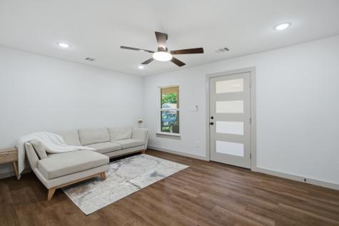 5610 Calloway Street Sansom Park TX 76114