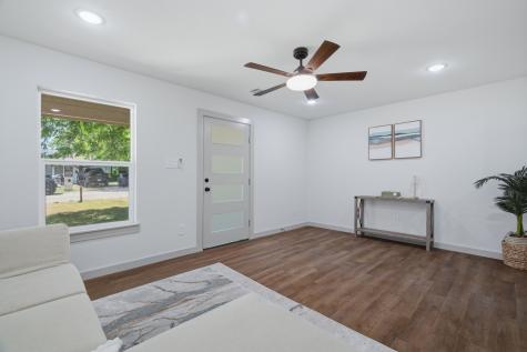 5610 Calloway Street Sansom Park TX 76114