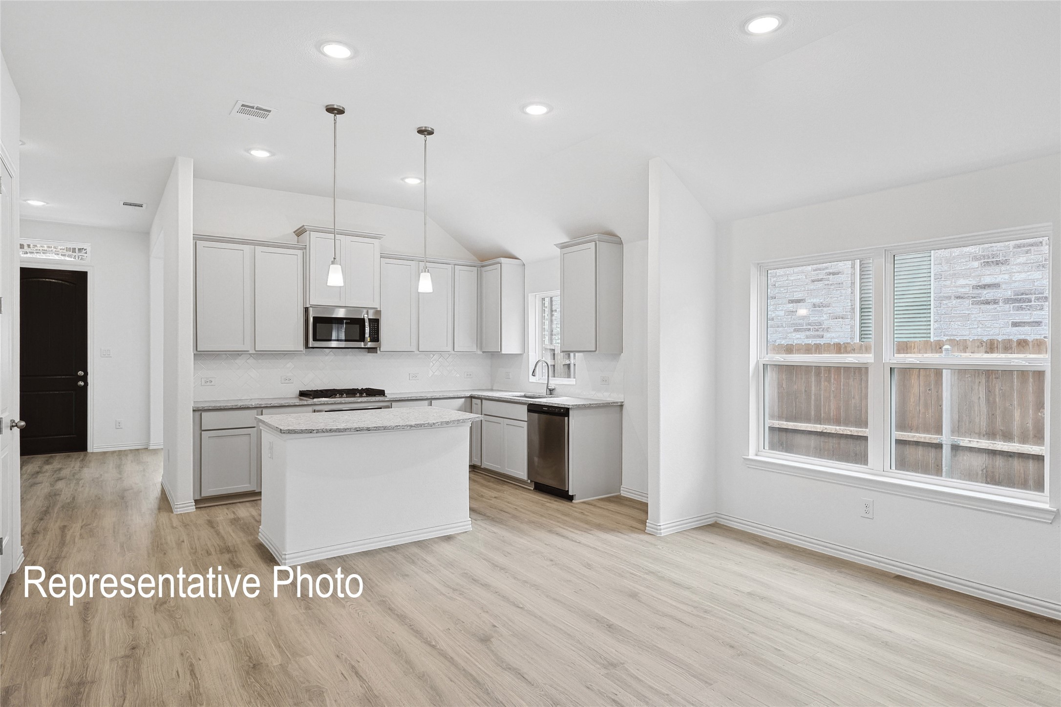 4372 Biddle Street Midlothian TX 76065