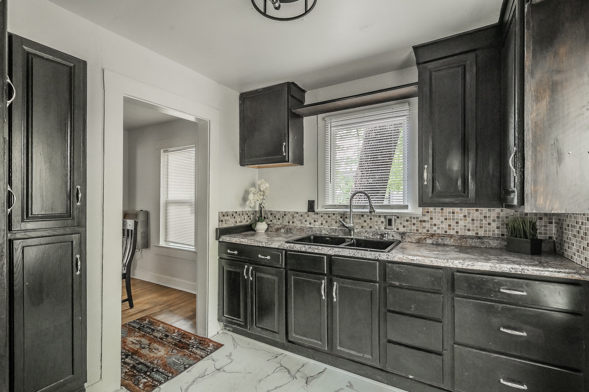 5643 Cary Street Dallas TX 75227