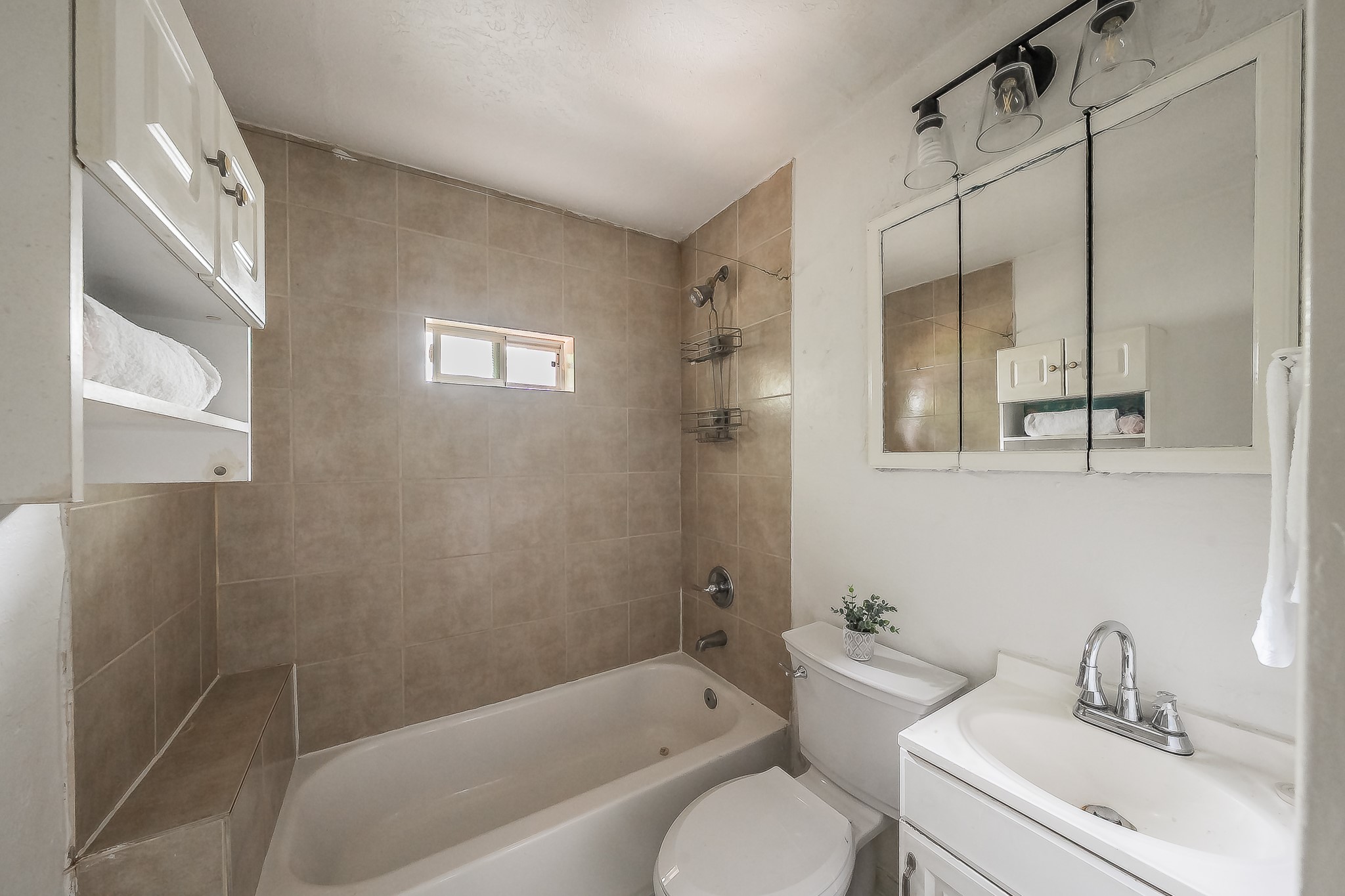 5643 Cary Street Dallas TX 75227