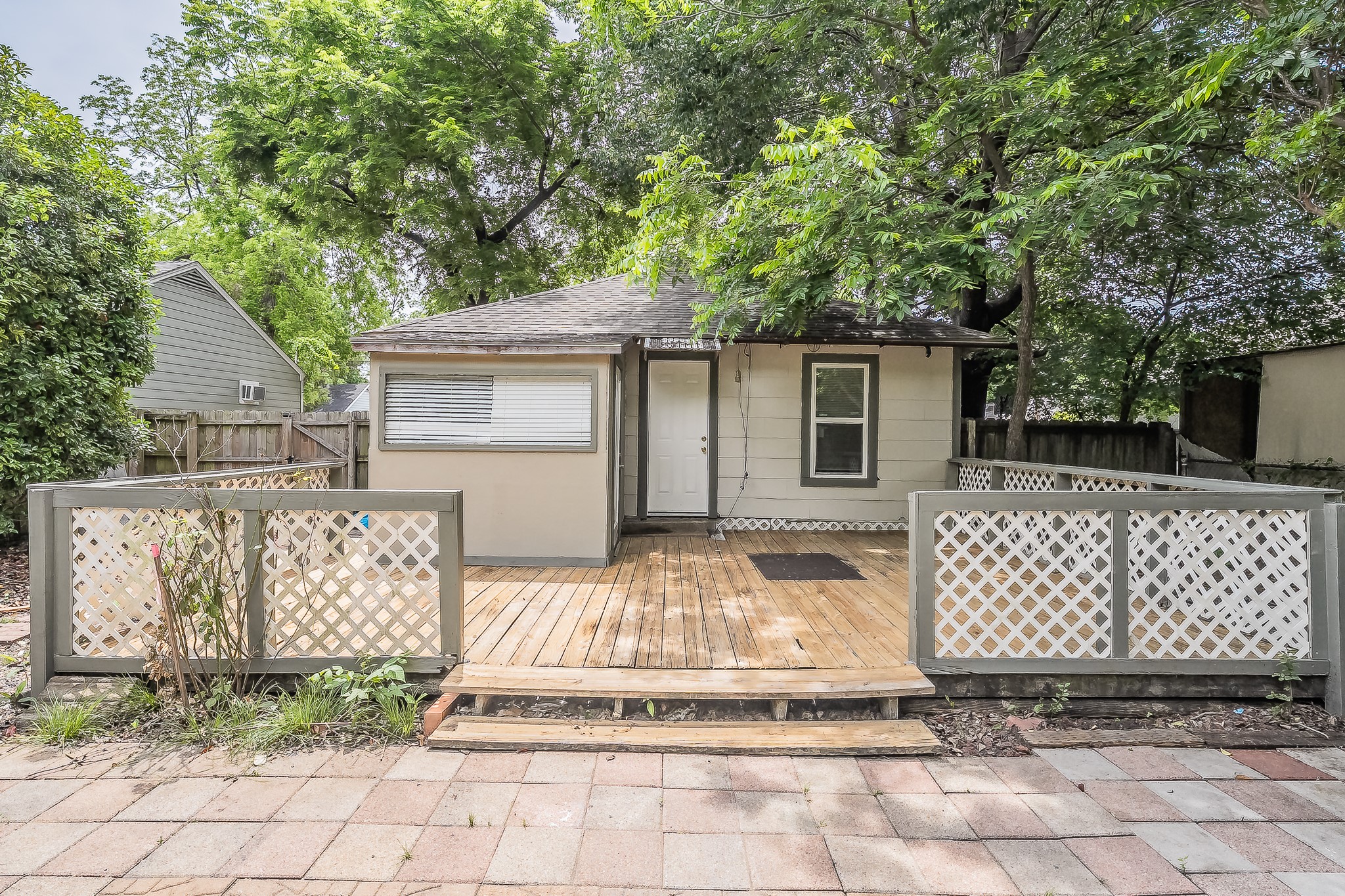 5643 Cary Street Dallas TX 75227