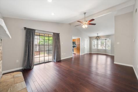 1406 Colonnade Drive Arlington TX 76018