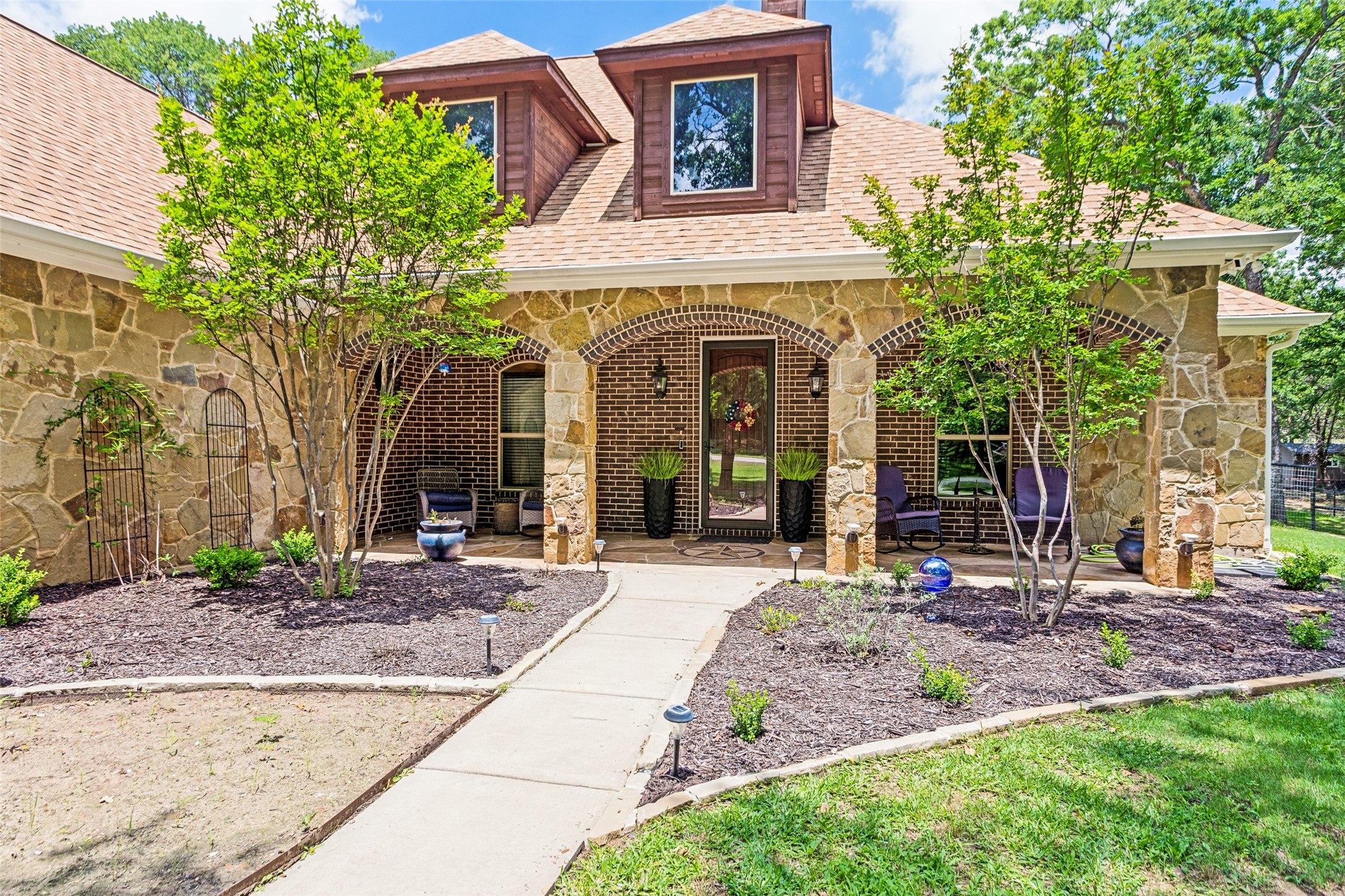 207 Overton Ridge Circle Weatherford TX 76088