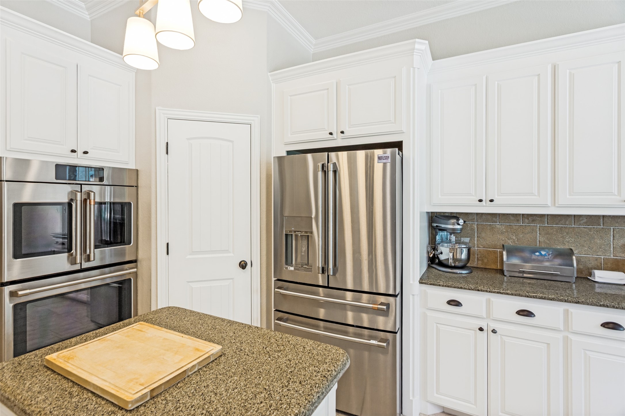 207 Overton Ridge Circle Weatherford TX 76088