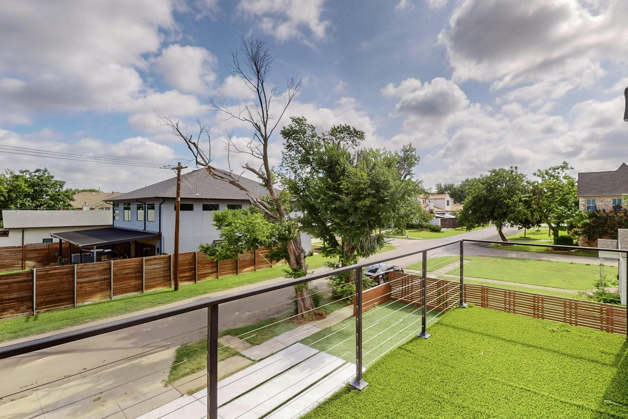 3946 N Cresthaven Road Dallas TX 75209