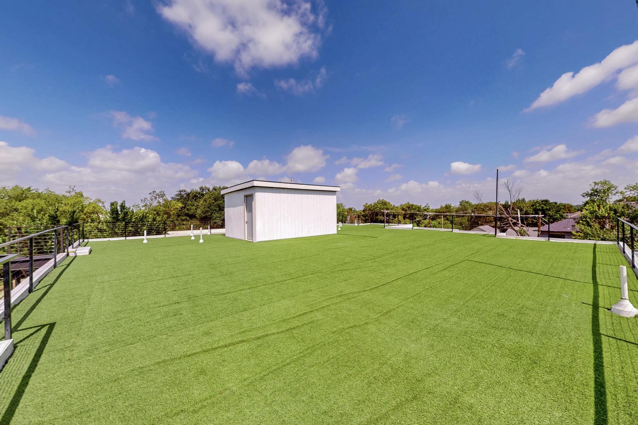 3946 N Cresthaven Road Dallas TX 75209