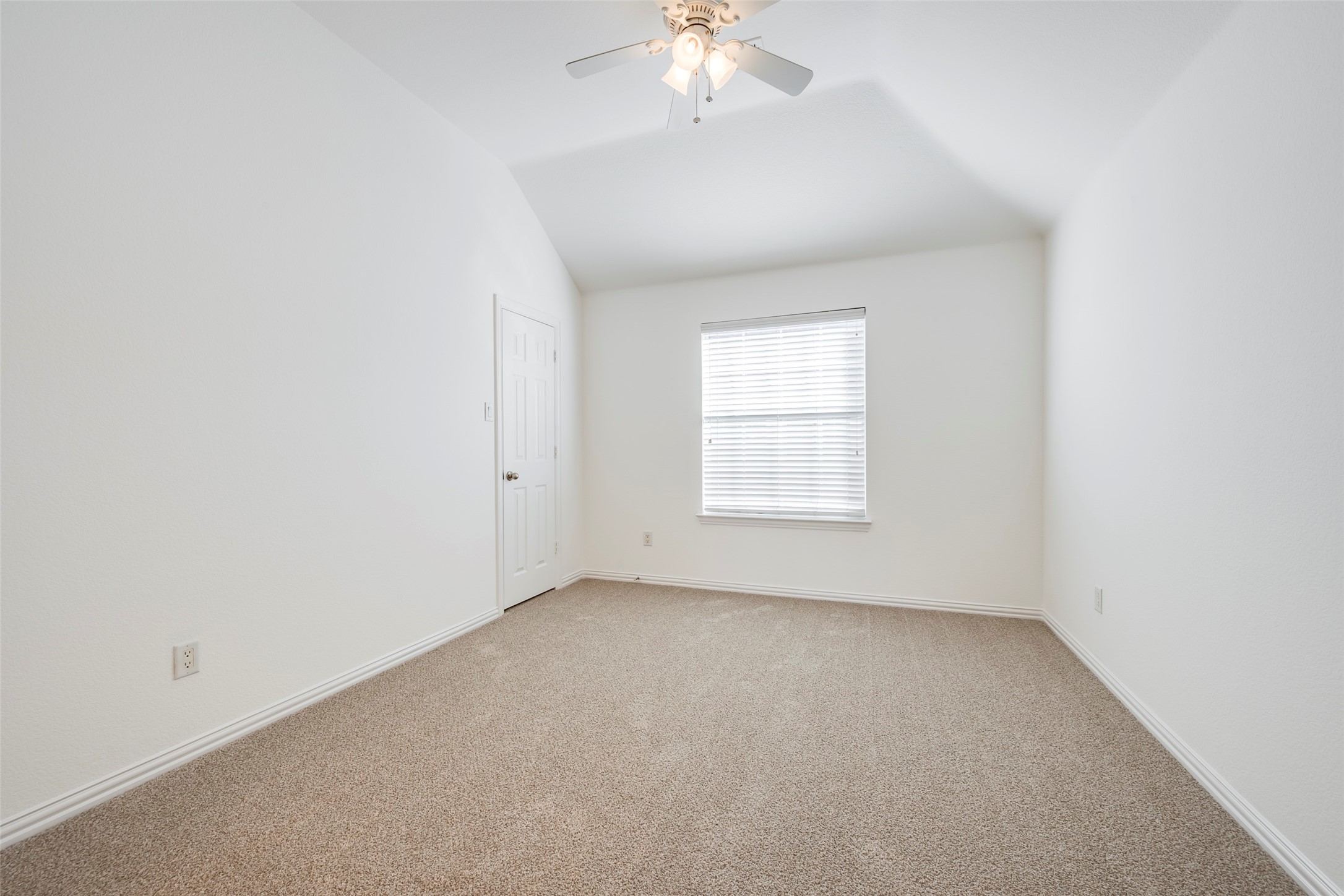 9132 Rose Court Fort Worth TX 76244