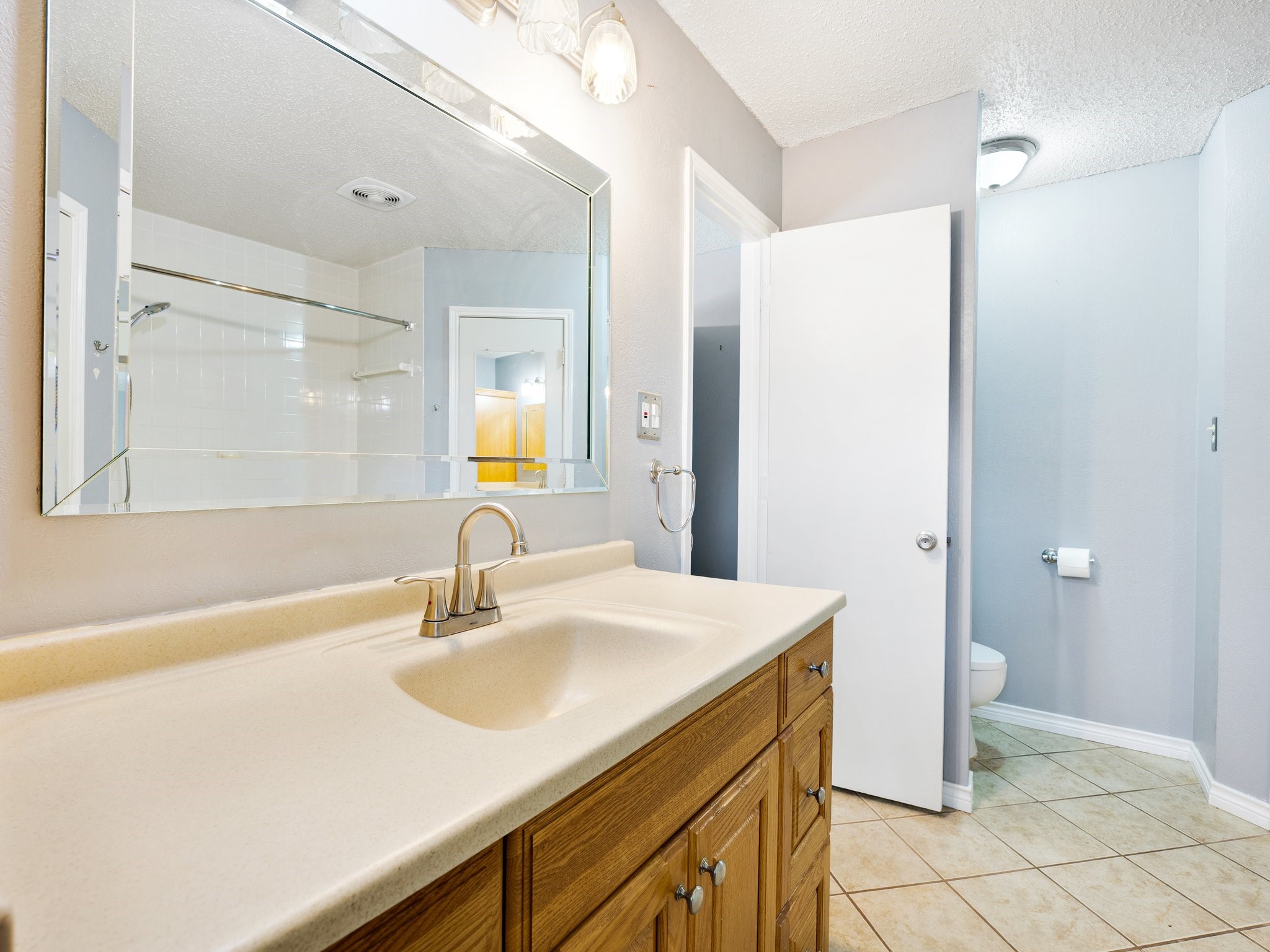 2032 Spicewood Road Bedford TX 76021
