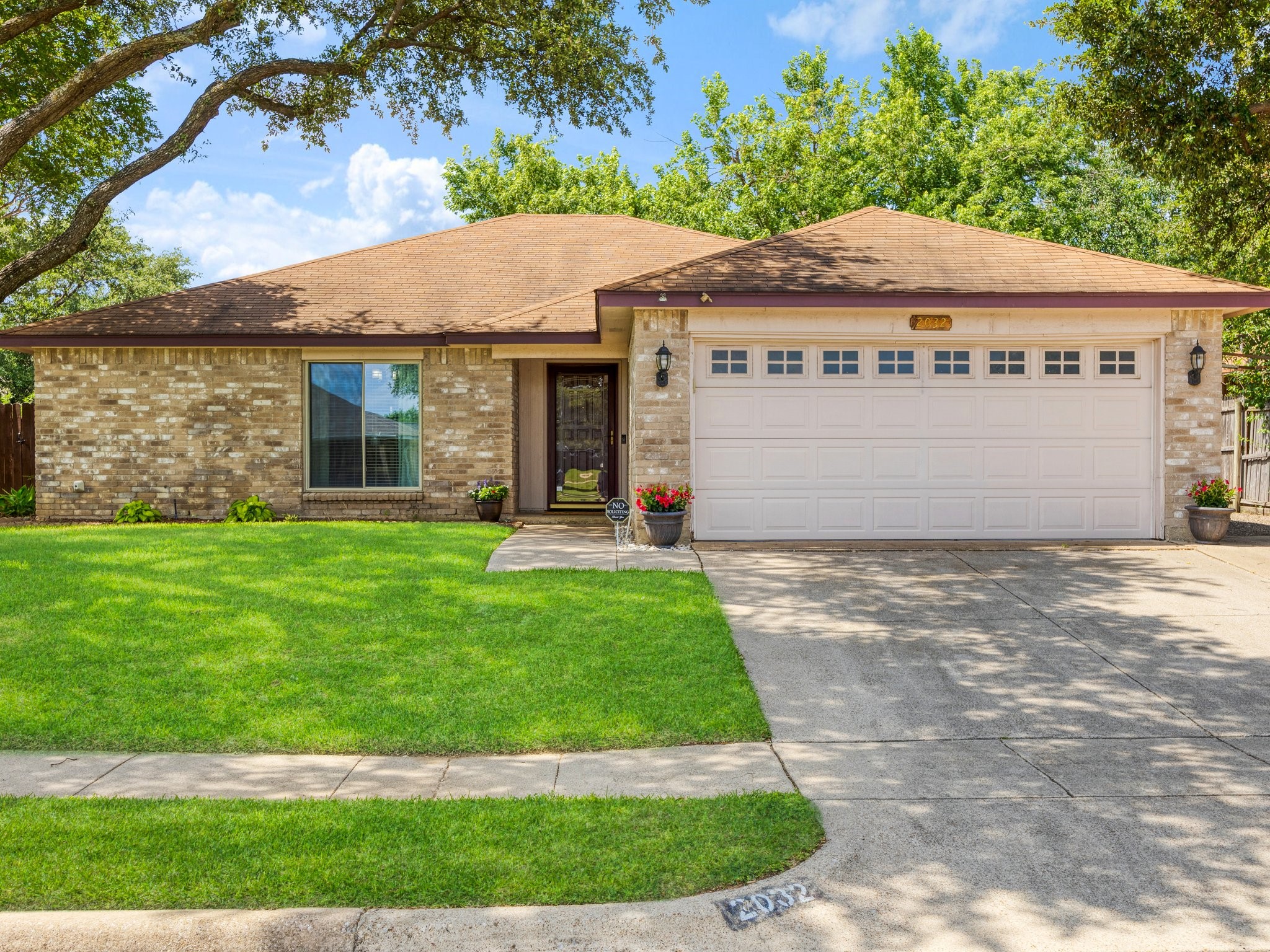 2032 Spicewood Road Bedford TX 76021