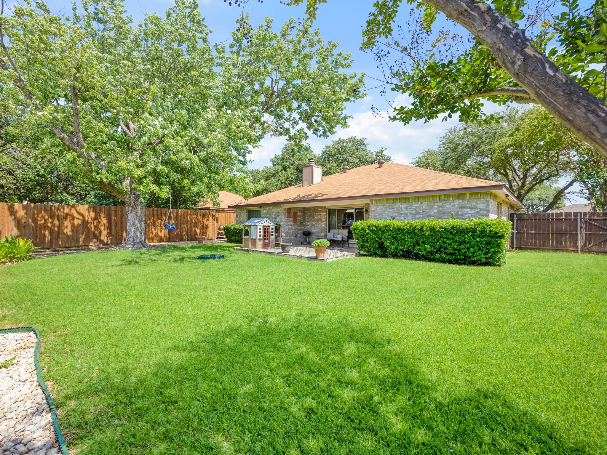 2032 Spicewood Road Bedford TX 76021