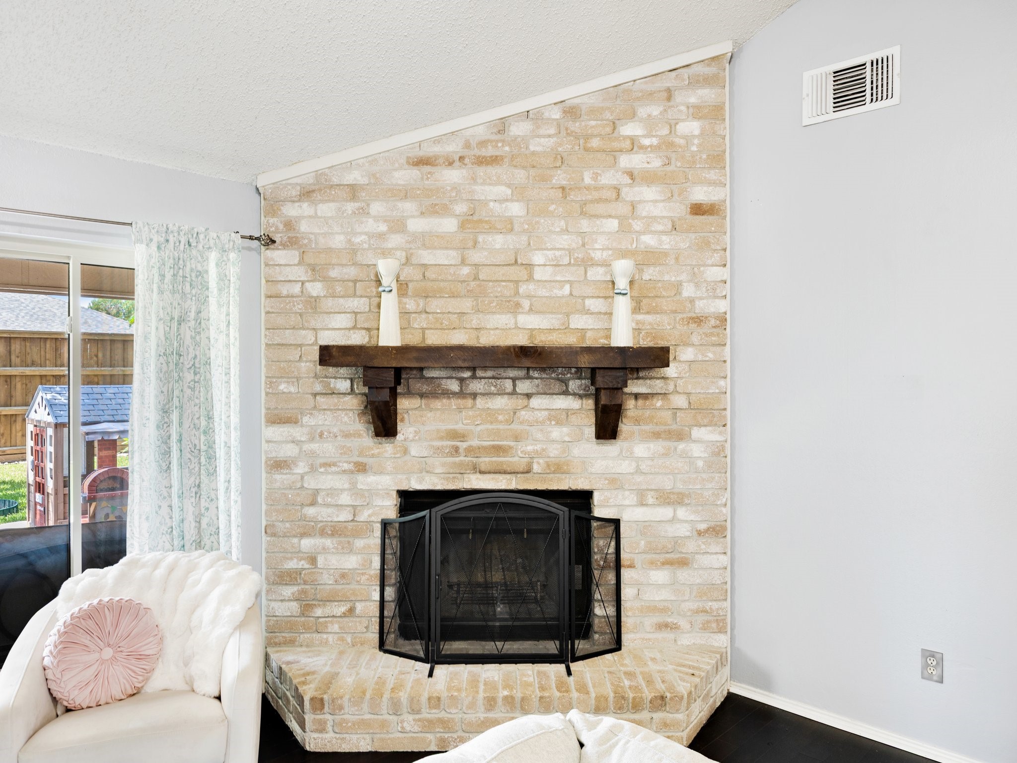 2032 Spicewood Road Bedford TX 76021