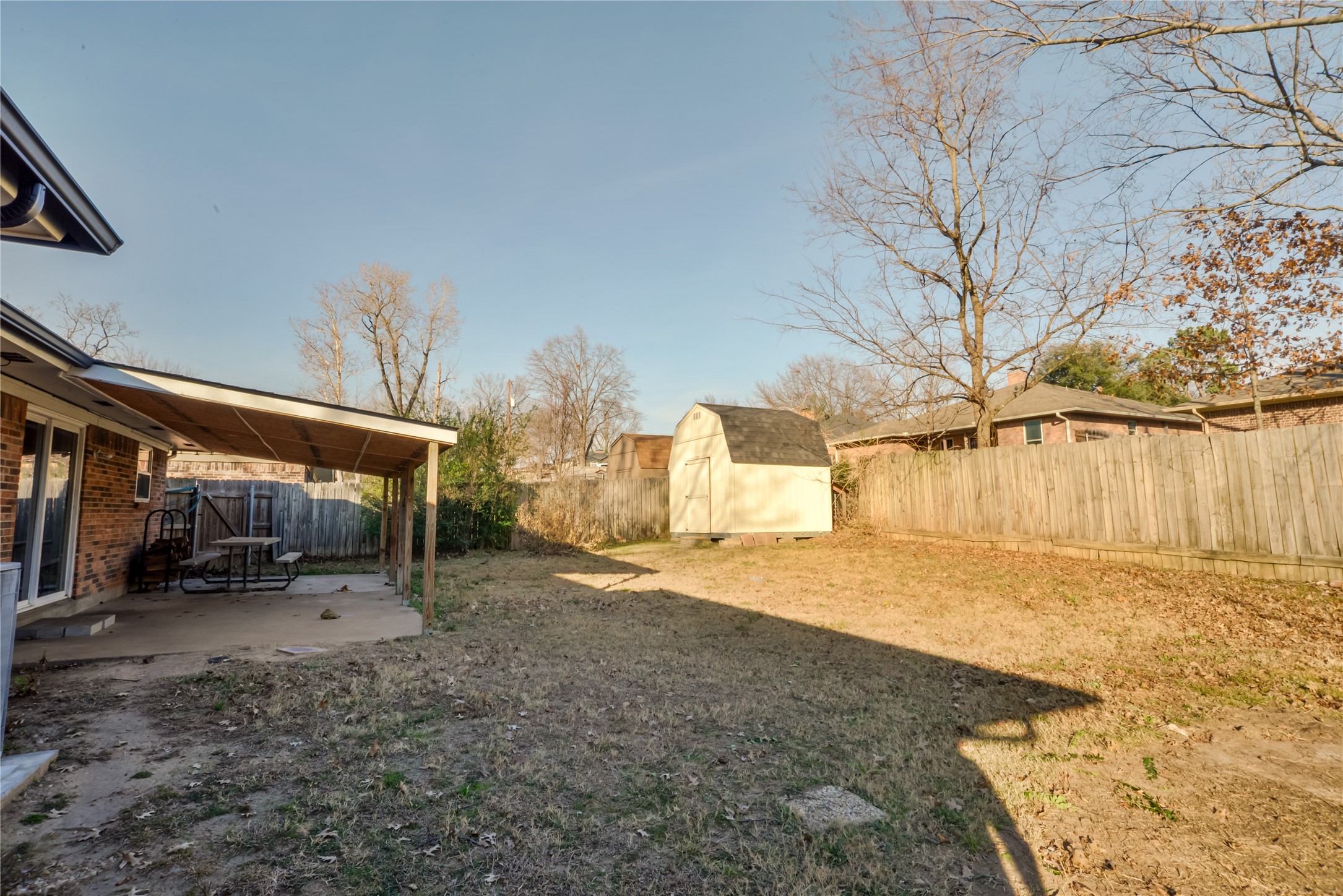 914 S Hyde Park Denison TX 75020