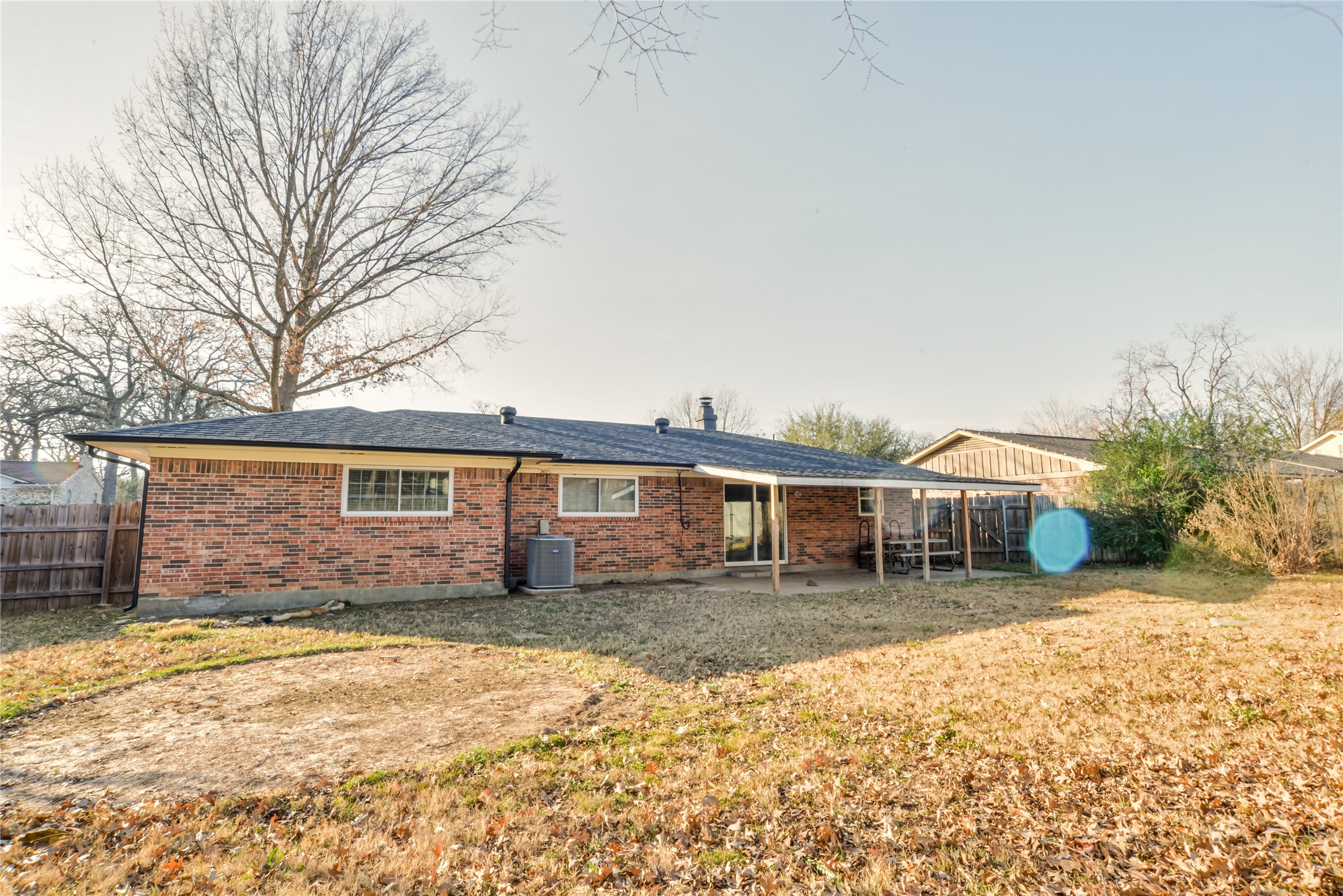 914 S Hyde Park Denison TX 75020